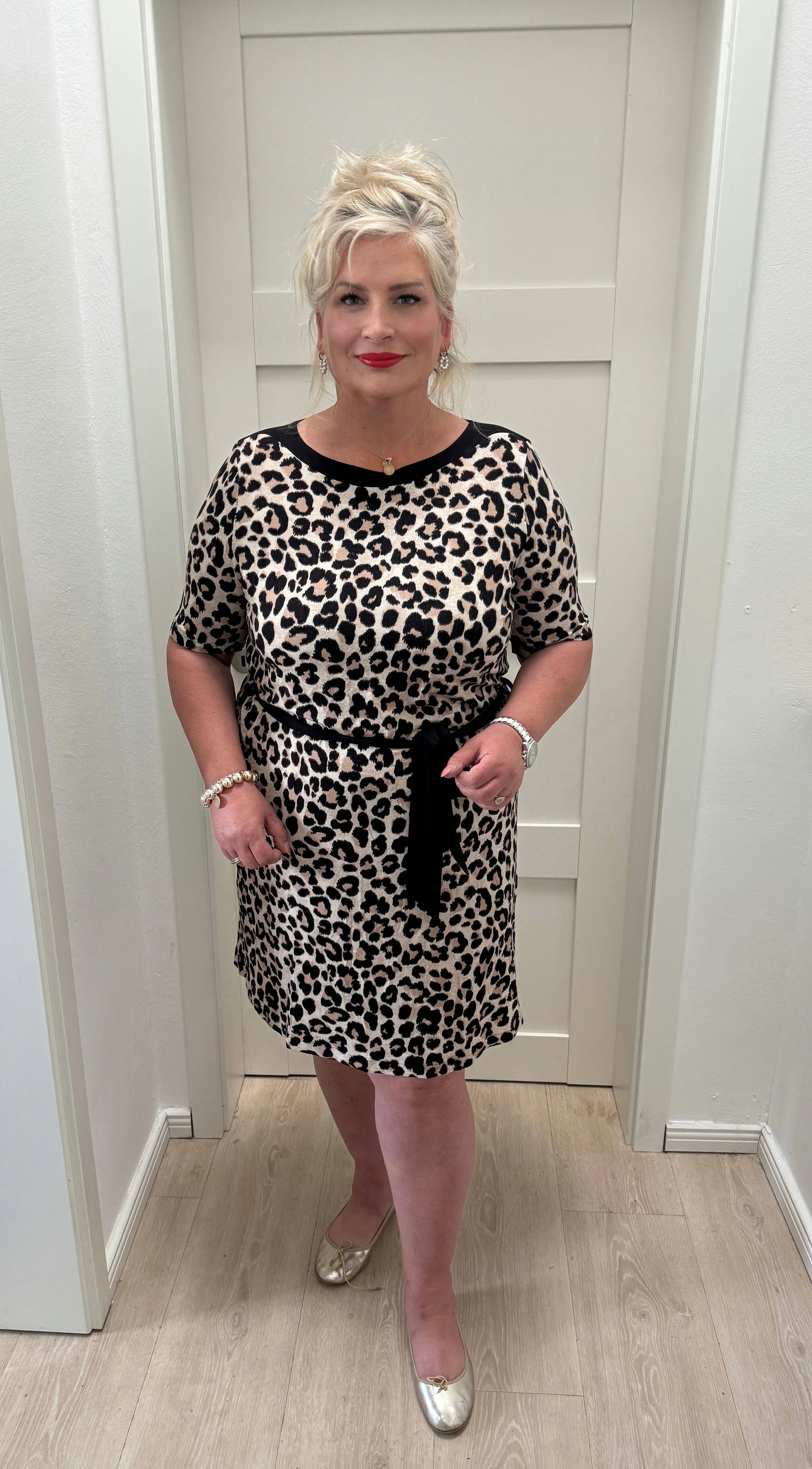 Ringella Sommerkleid mit Animal-Print und Bindegürtel Allover-Animalprint günstig online kaufen