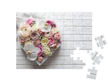 puzzleYOU Puzzle Großes Blumenherz mit hübschen Pastellfarben, 48 Puzzleteile, puzzleYOU-Kollektionen Blumen-Arrangements