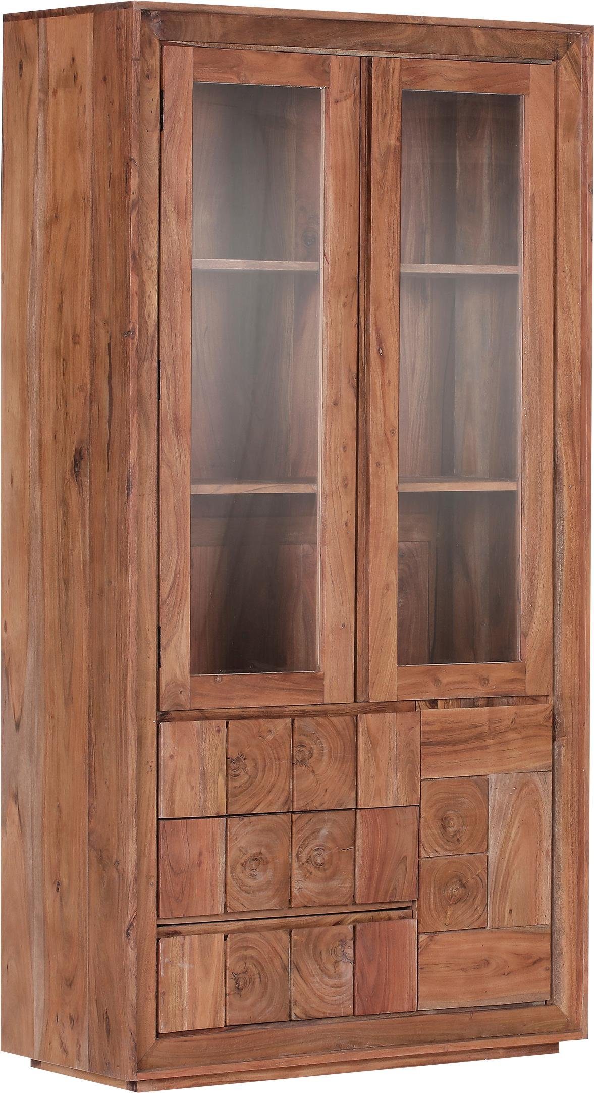Gutmann Factory Vitrine Timber aus massivem Akazienholz mit vier Türen, Höhe 190 cm