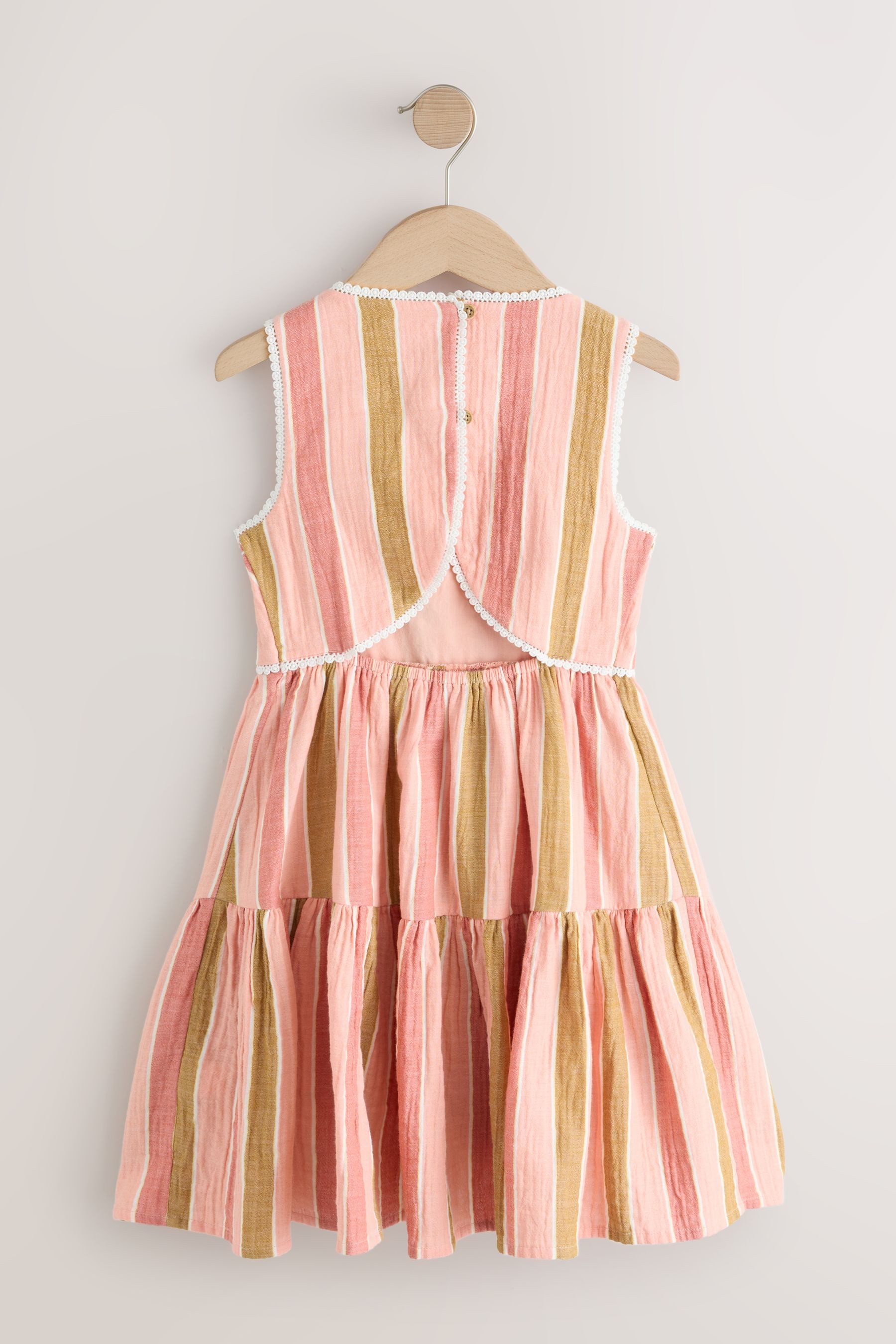 Next Sommerkleid Ärmelloses Kleid mit Stickerei (1-tlg)