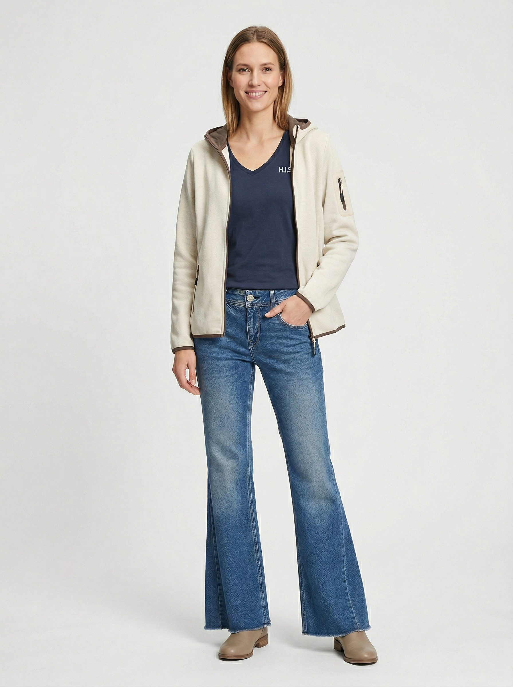 Zum Outfit 10