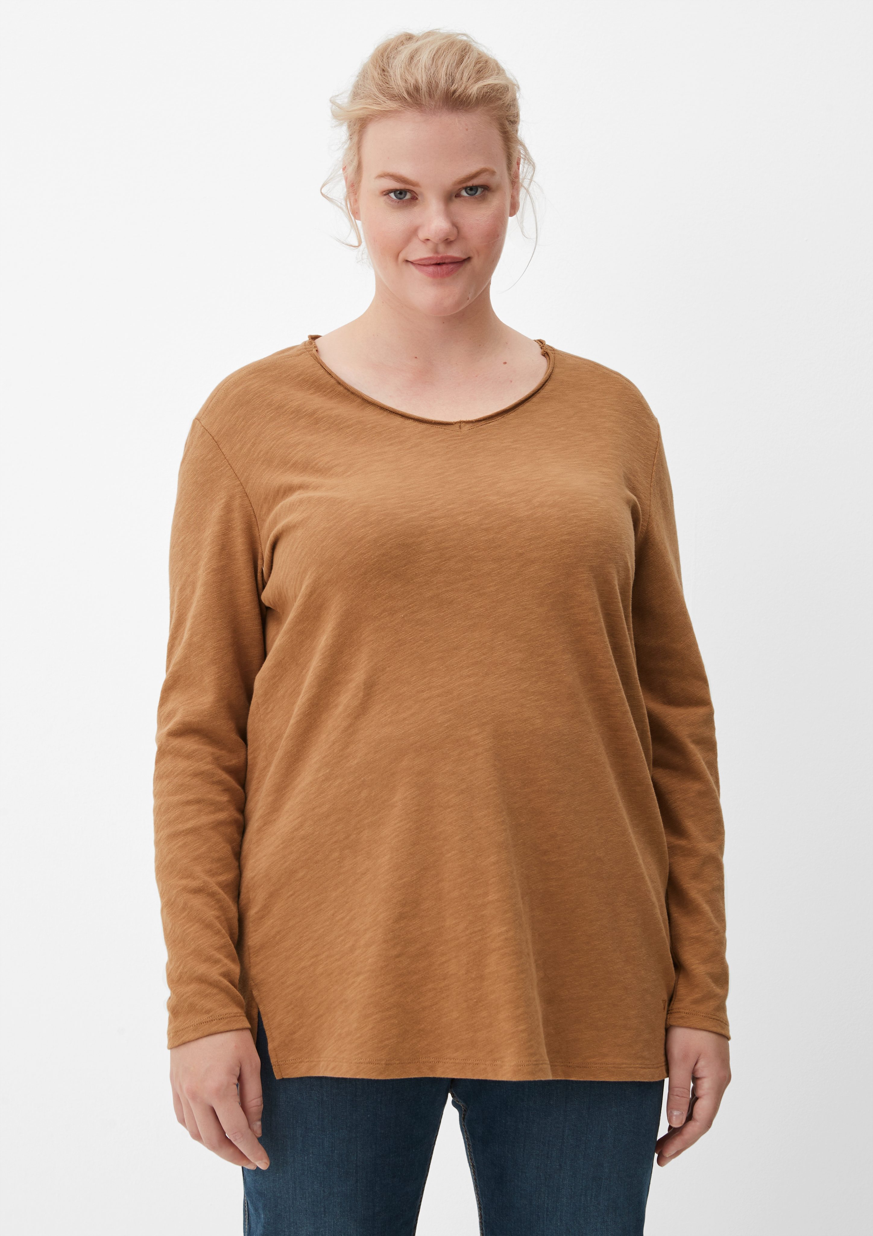 TRIANGLE Langarmshirt Longsleeve aus Baumwolle Stickerei zimt | V-Shirts
