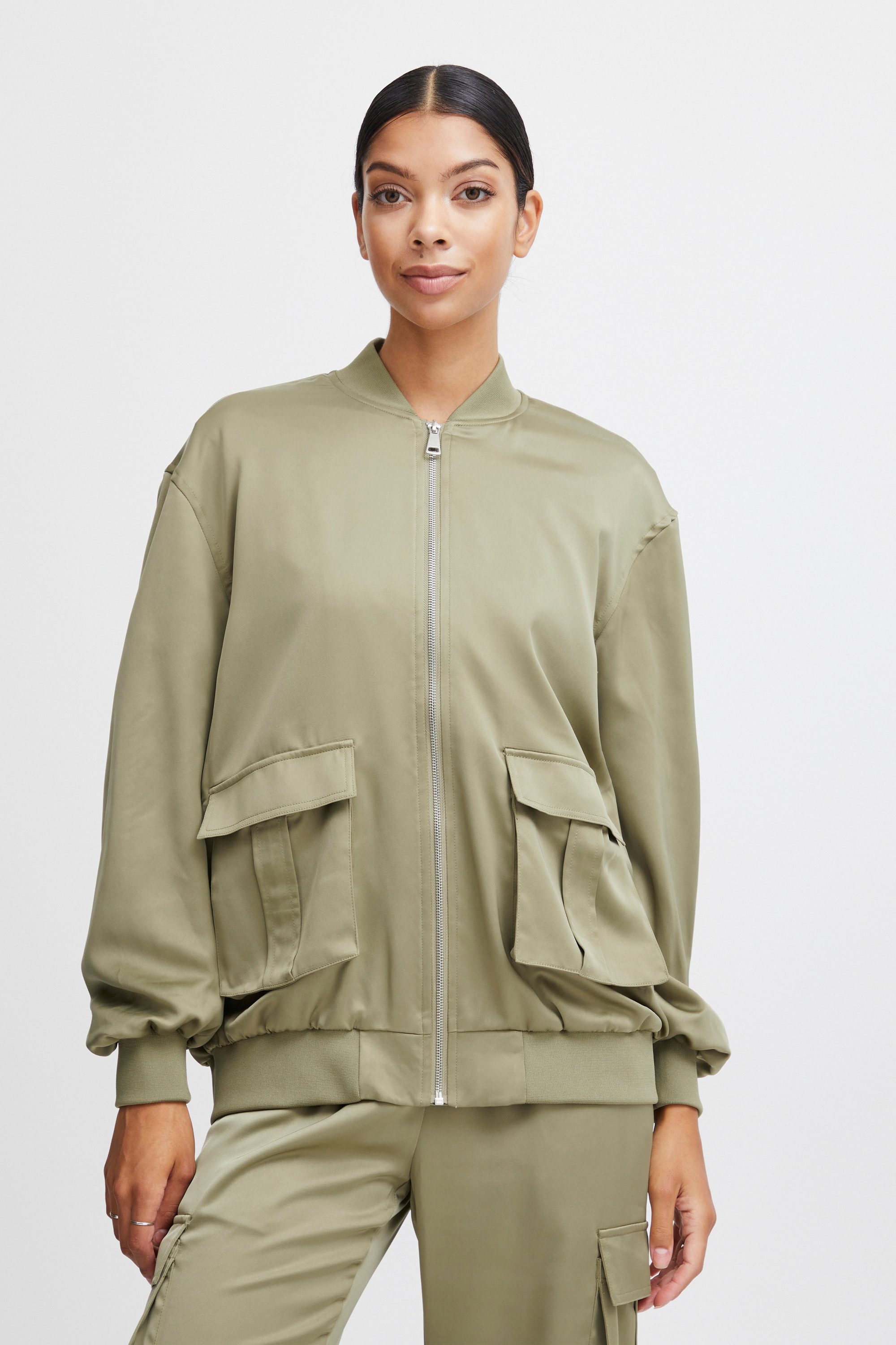 b.young Blusenjacke BYESTO BOMBER JACKET - SATEEN