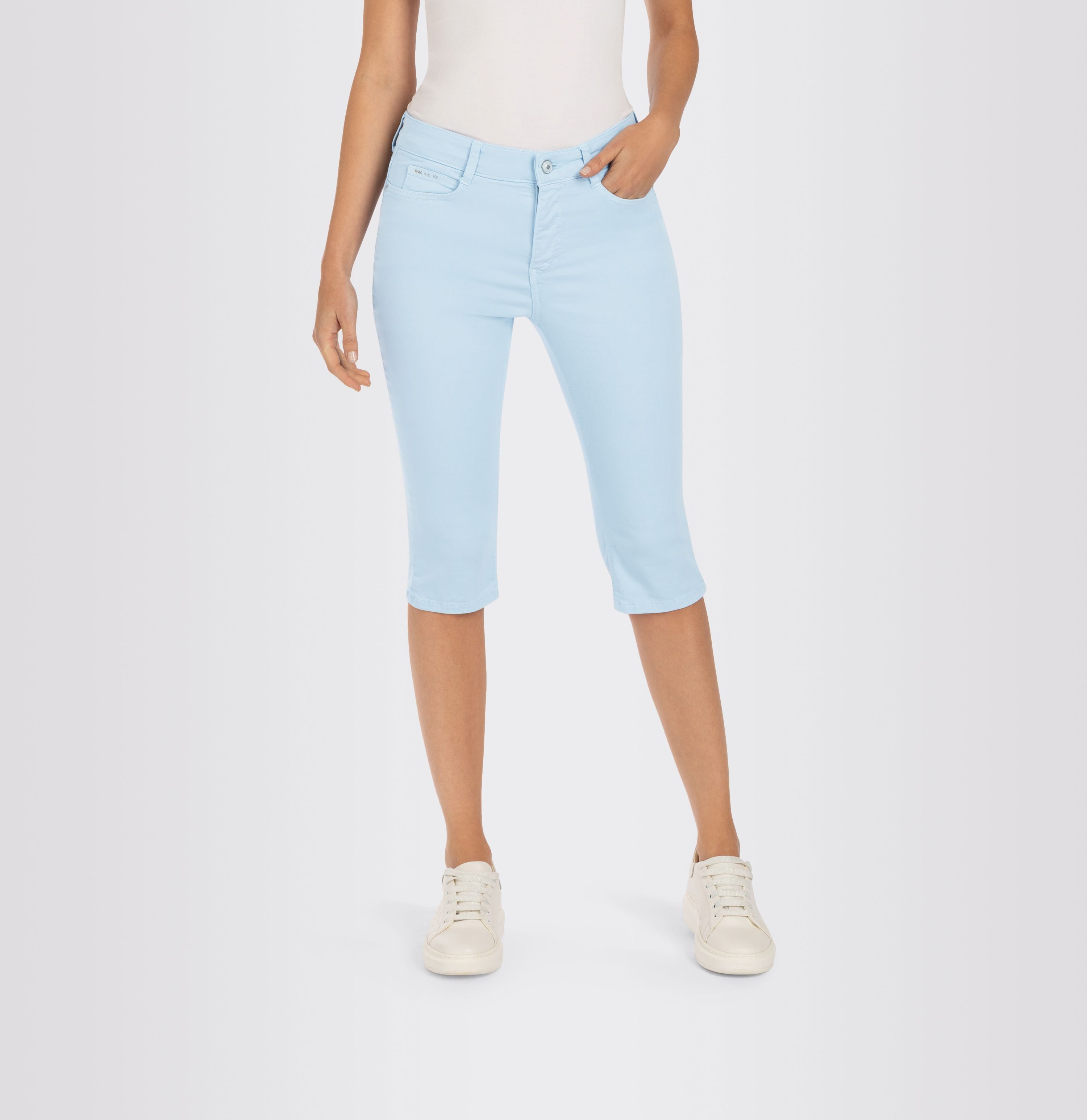 Chinos