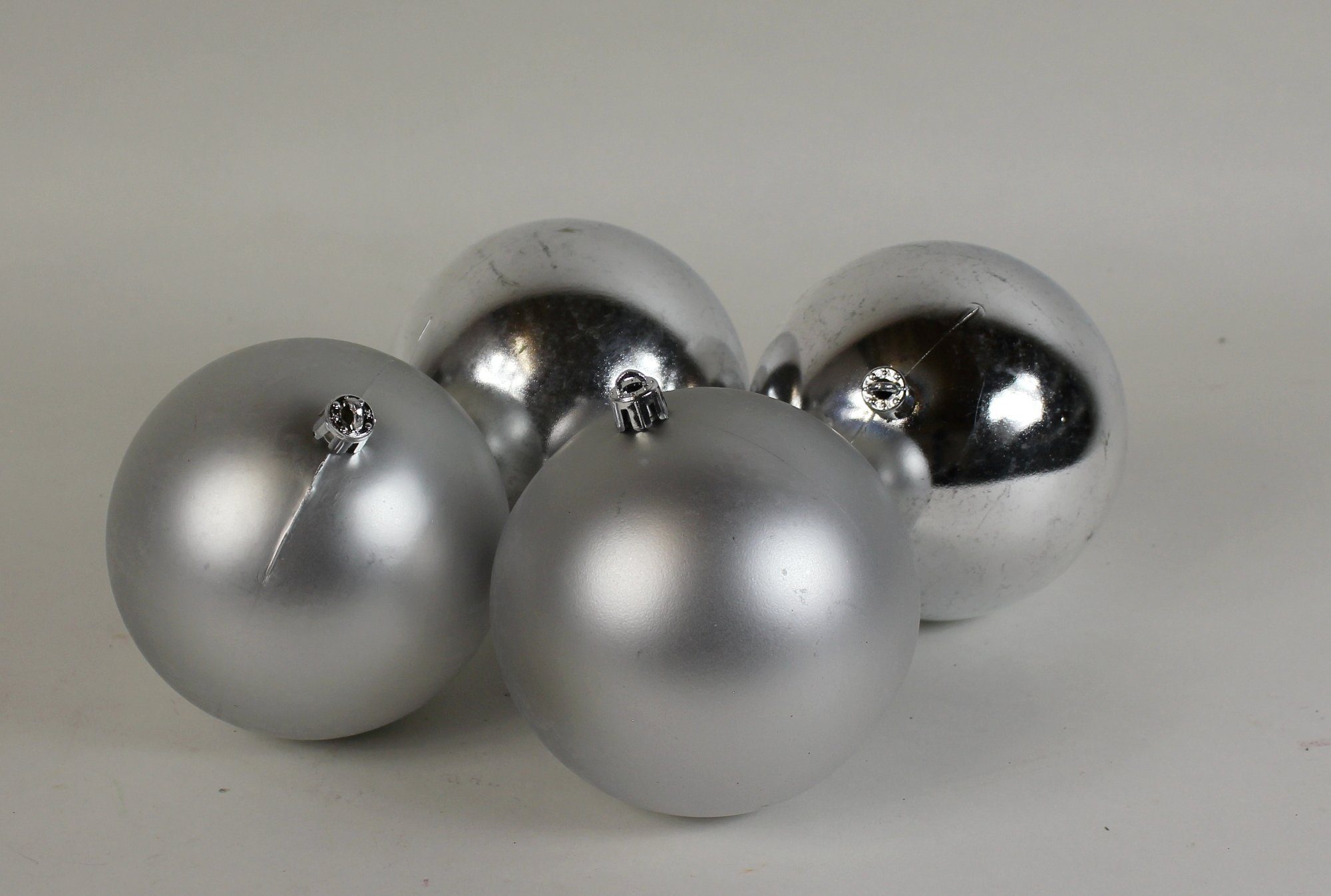 Lucht Weihnachtsbaumkugel Weihnachtskugeln 10 cm silber 8 Stück Kunststoff von Lucht