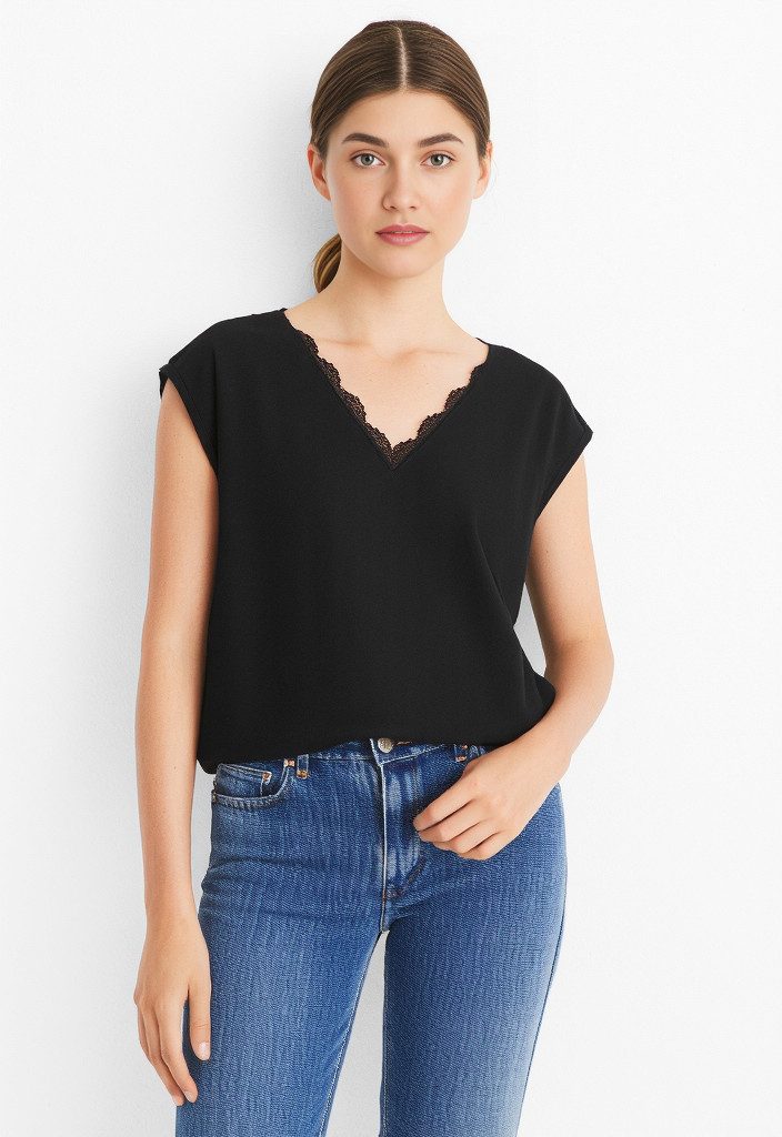 pieces Kurzarmshirt PCKAMALA LACE V-NECK TEE günstig online kaufen