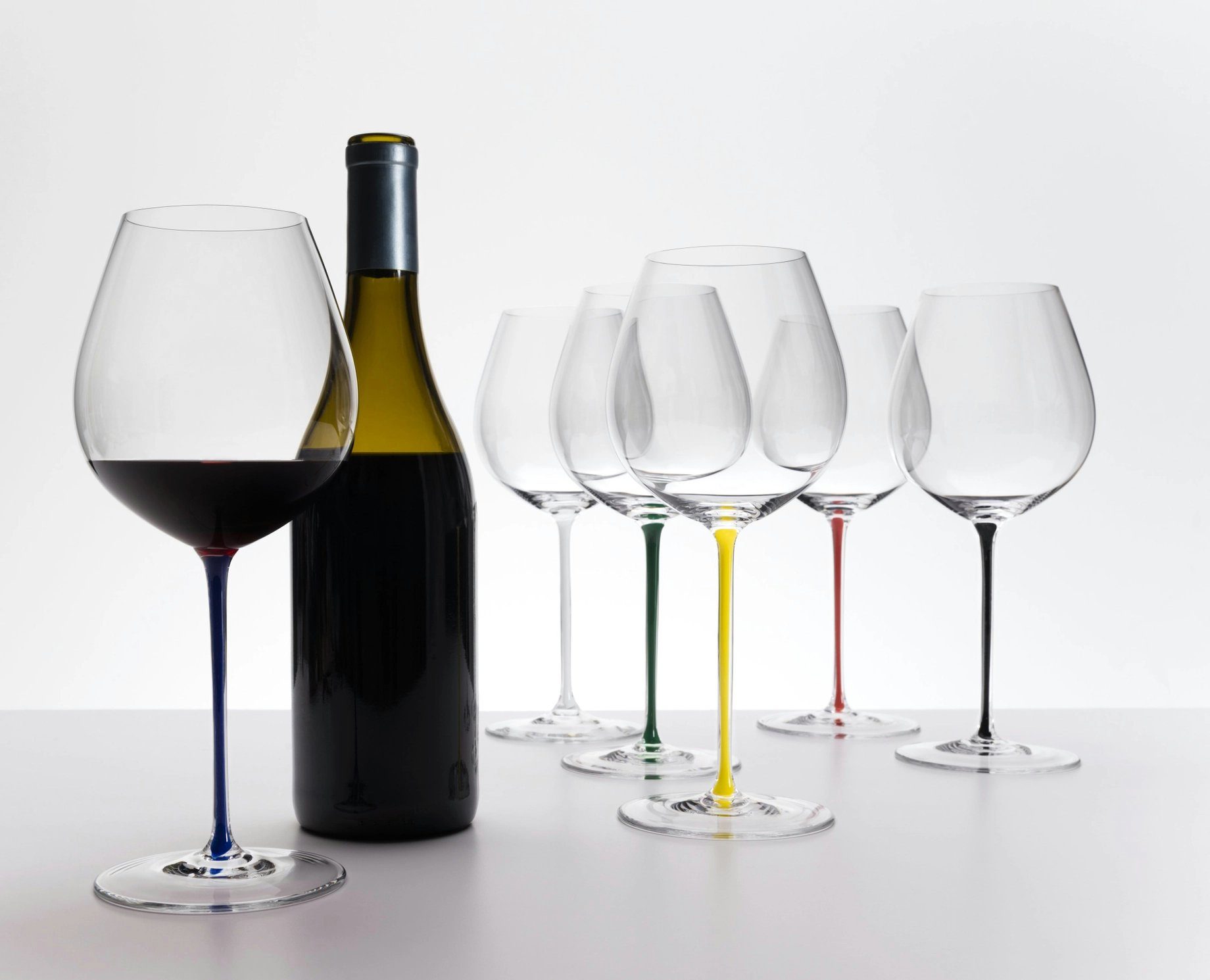 RIEDEL THE WINE GLASS COMPANY Rotweinglas Riedel Fatto a Mano Pinot Noir Grün, Kristallglas