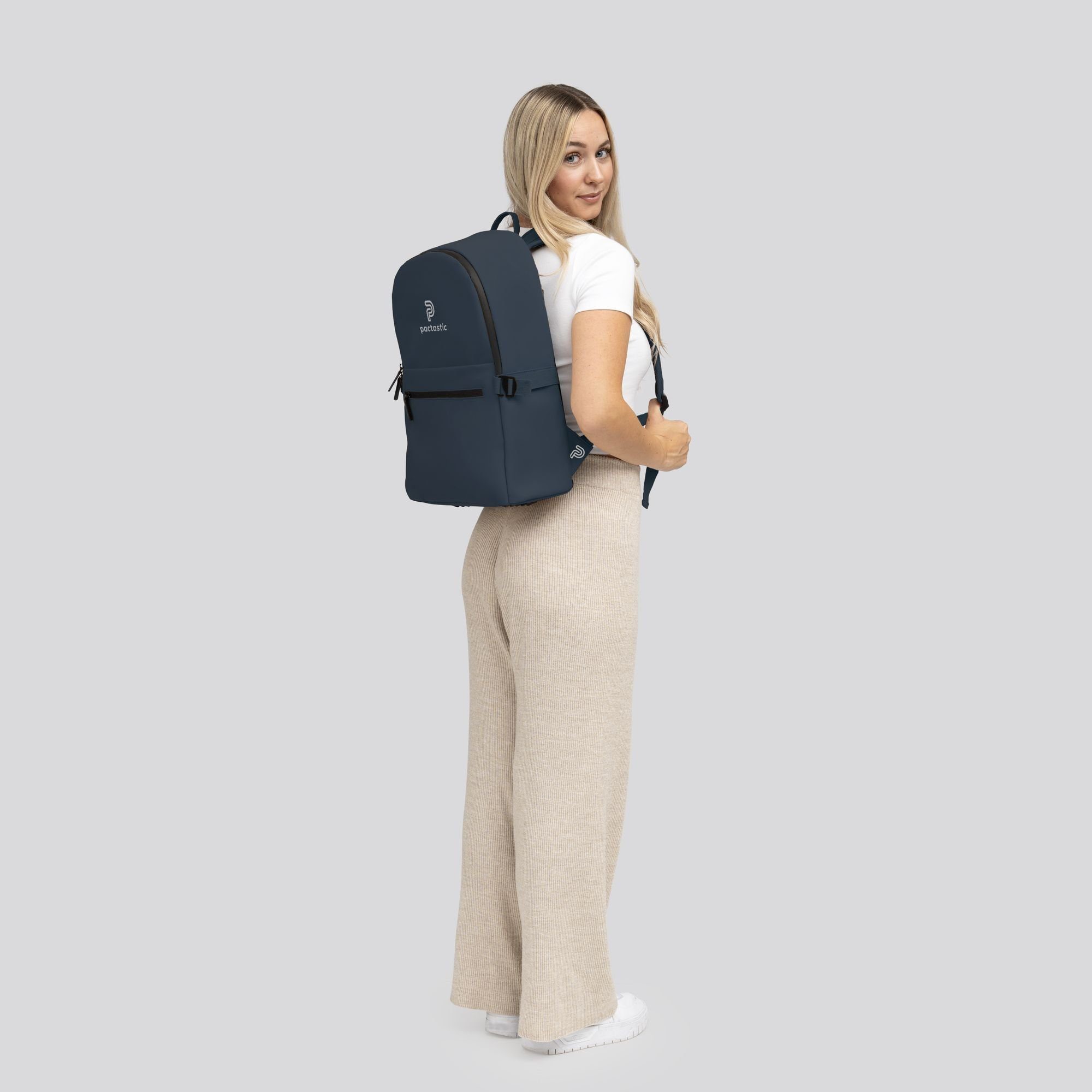 Pactastic Daypack Urban Collection, Veganes Tech-Material