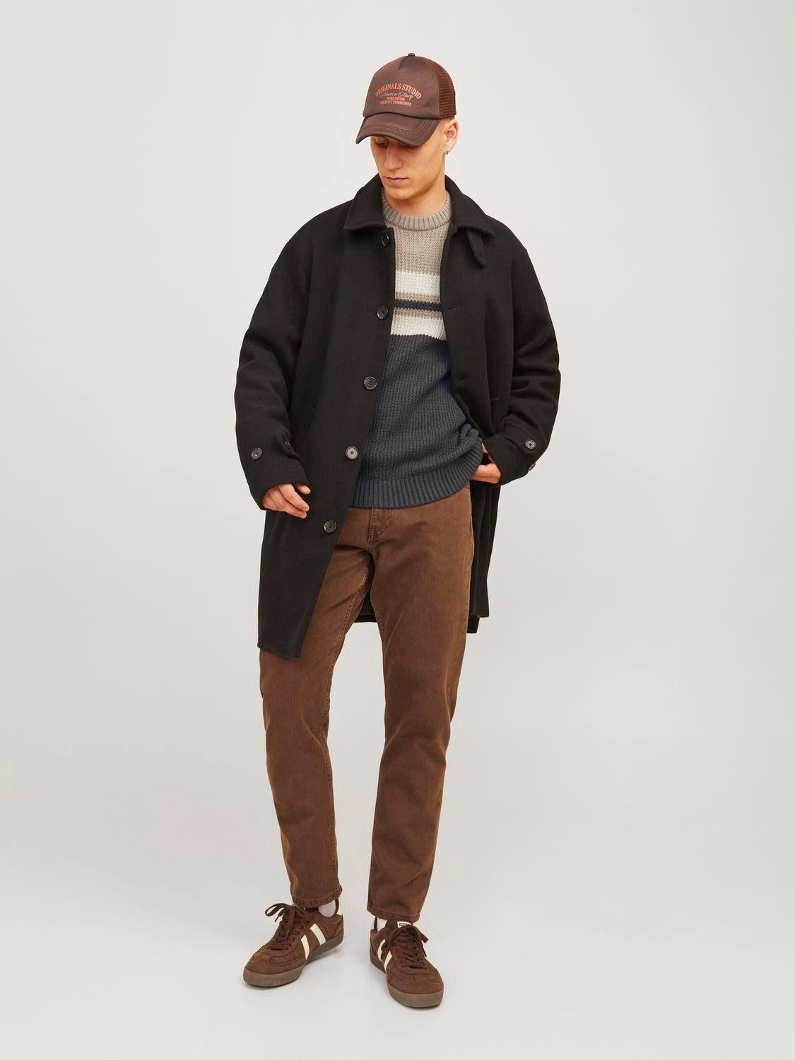 Zum Outfit 12