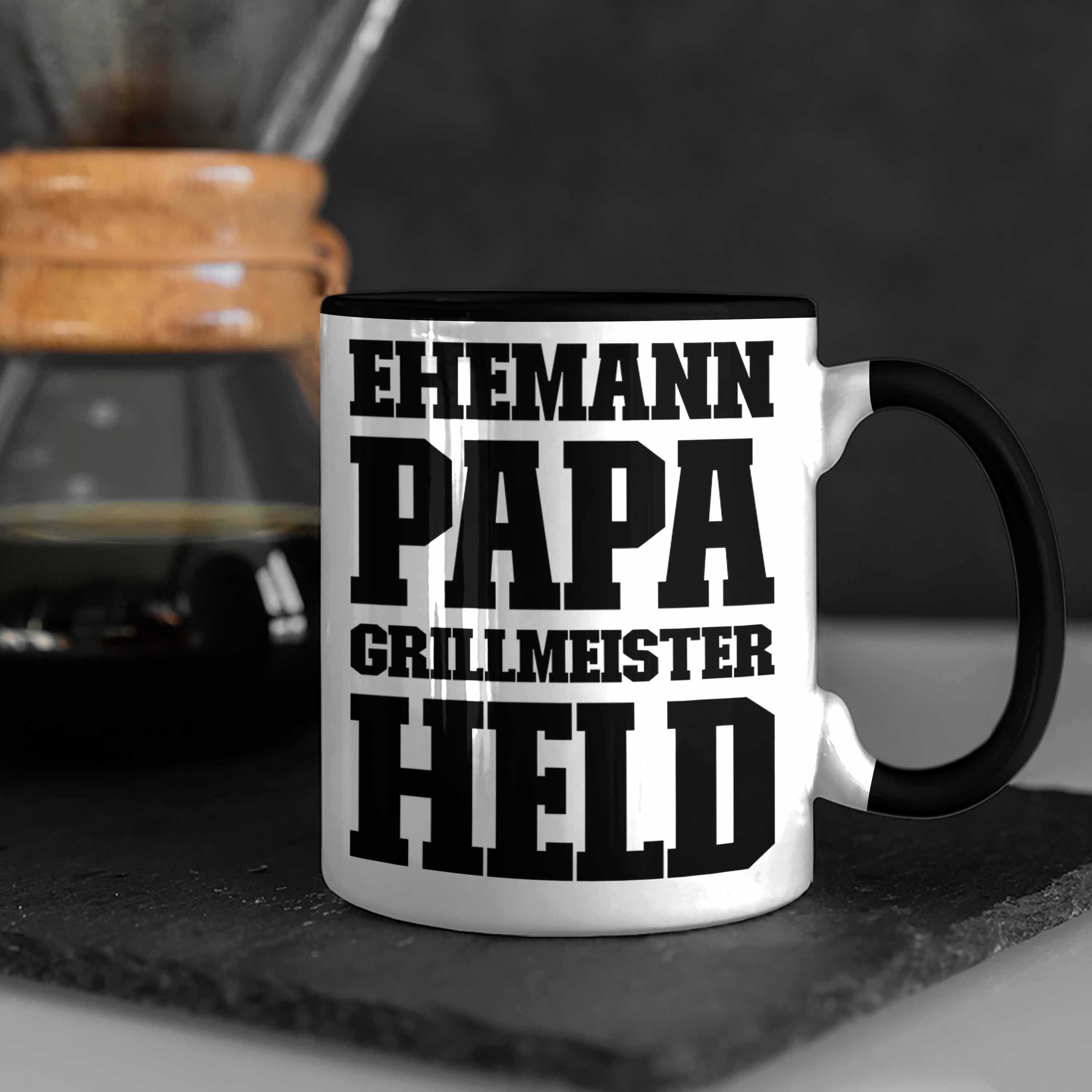 Trendation Tasse Trendation - Papa Vatertag Grillen Kaffeetasse Sommer Becher Held Ehemann Schwarz Geschenk Tasse Geschenkidee