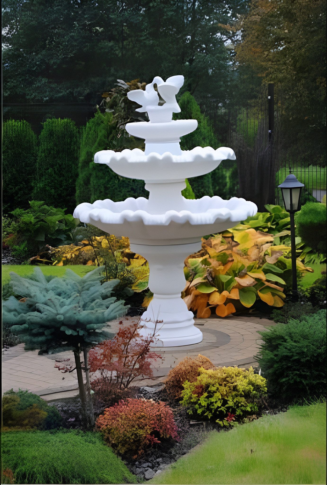 Xlmoebel Gartenbrunnen Imposanter Steinbrunnen für Garten und Teich, elegante Fontäne, (Artikel SELENE Z GOLABKAMI 1), Hergestellt in Europa