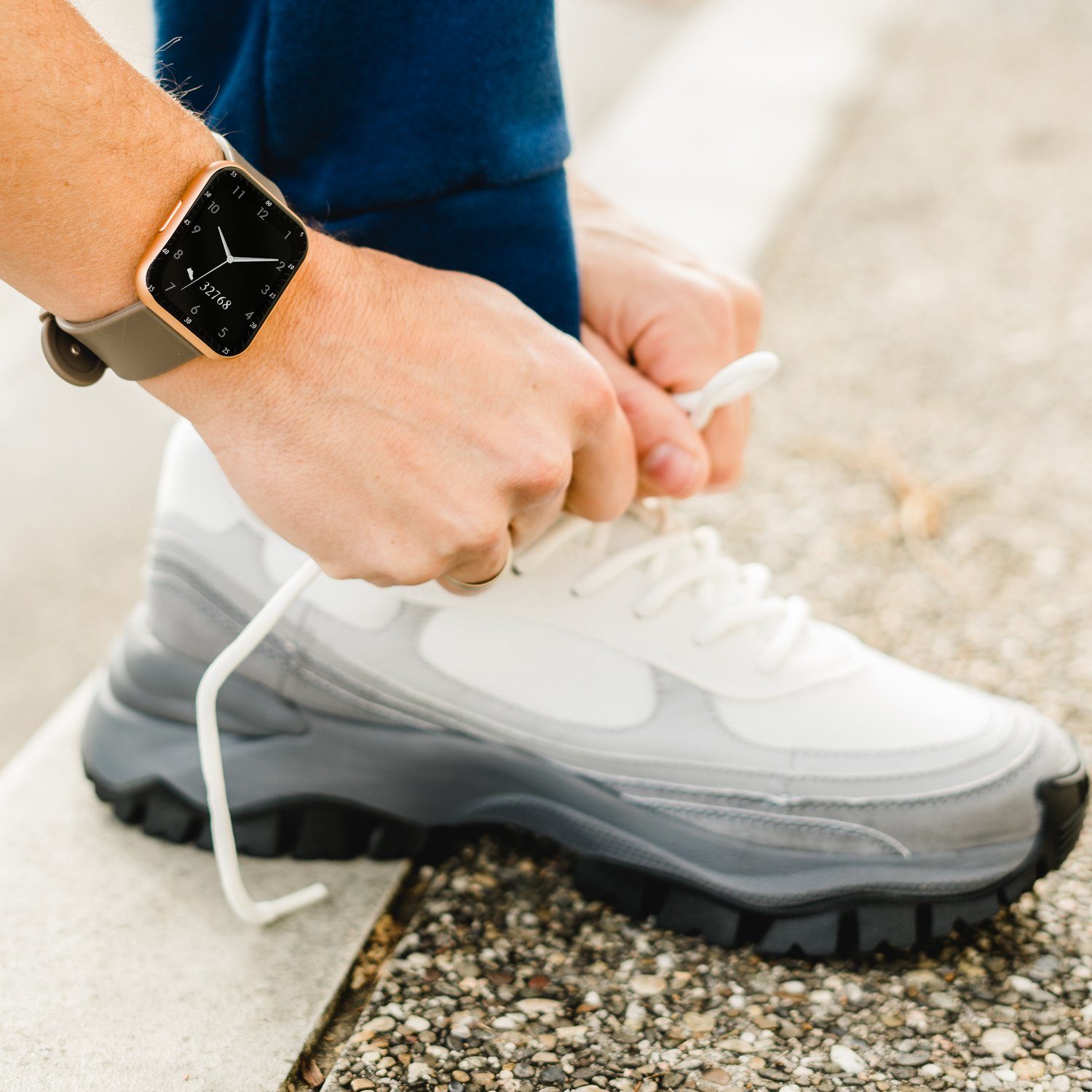 XCOAST IVE-2 Fitnesstracker und Smartwatch (BxLxH: 2,6x3,2x10,9 cm, iOS 8.2 oder neuer / Android 4.4 oder neuer) Nachrichtenanzeige, 70 verschiedene Ziffernblät – Bild 4 von 5