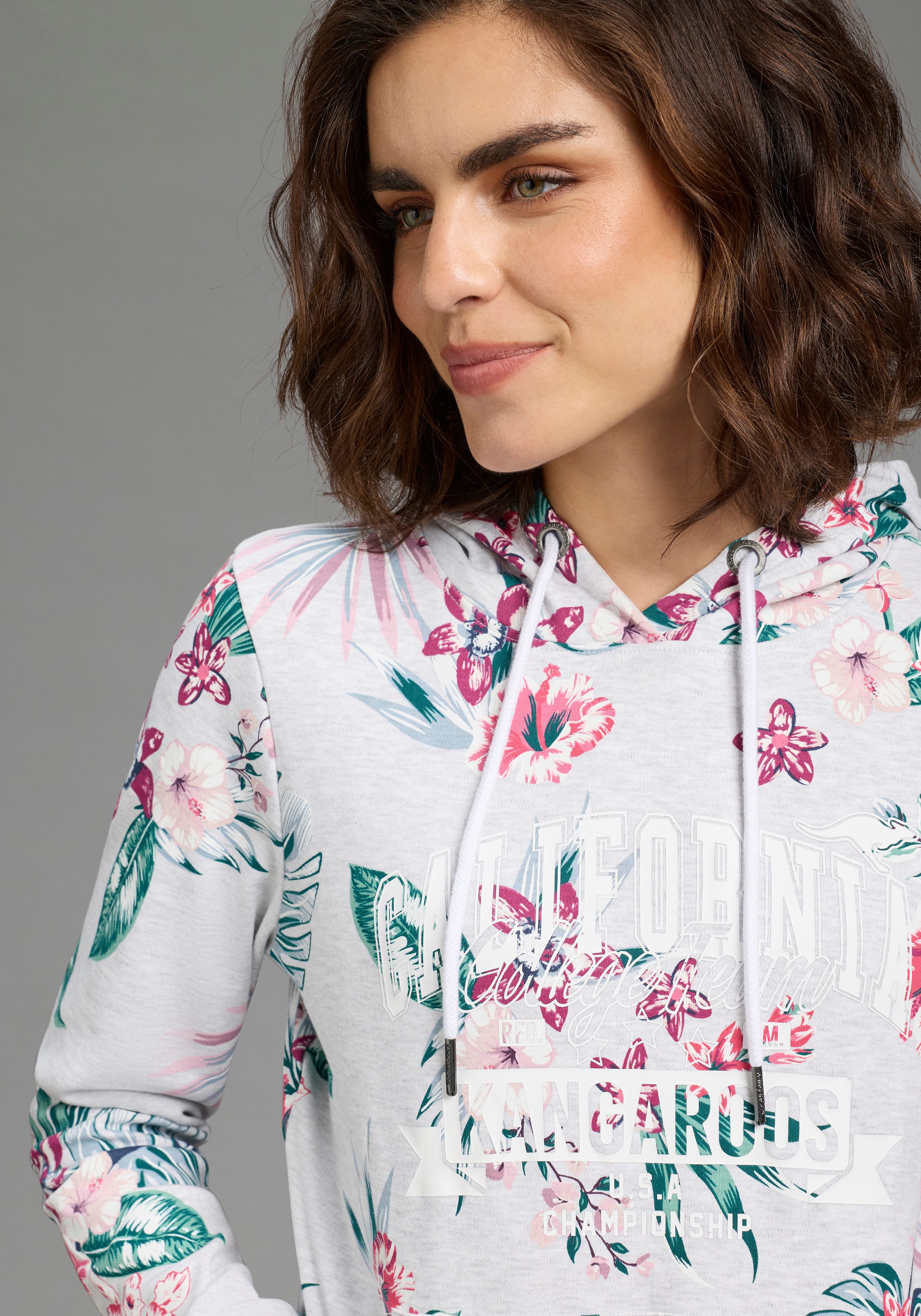 KangaROOS Kapuzensweatshirt mit Kapuze und Kordelzug, Langarm, hüftbedeckende Länge