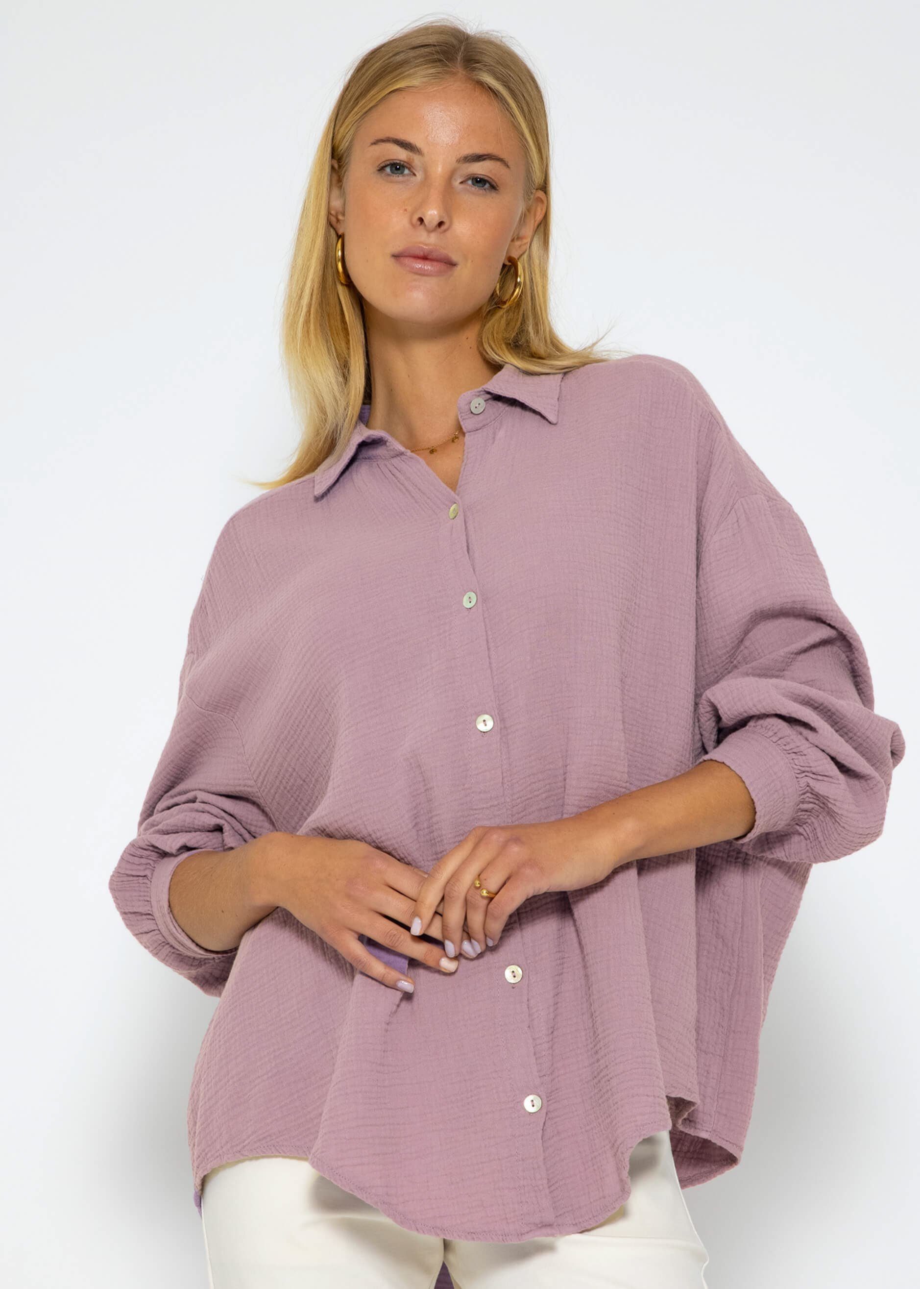 SASSYCLASSY Longbluse Oversize Musselin Bluse Damen Langarm Hemdbluse lang aus Baumwolle mit V-Ausschnitt, One Size (Gr. 36-48)