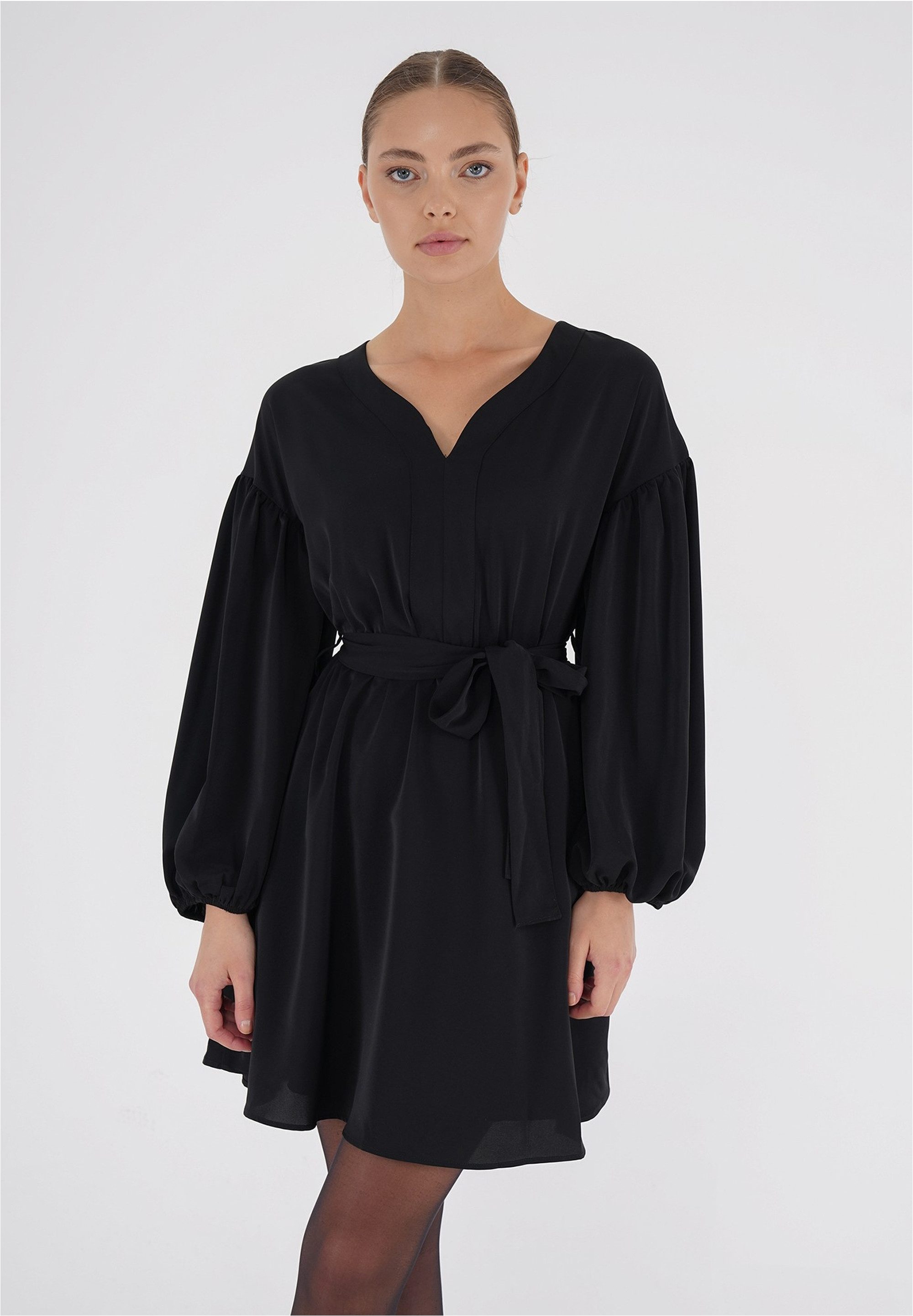 freshlions Jerseykleid (1-tlg) mit stilvollen Puffärmeln günstig online kaufen