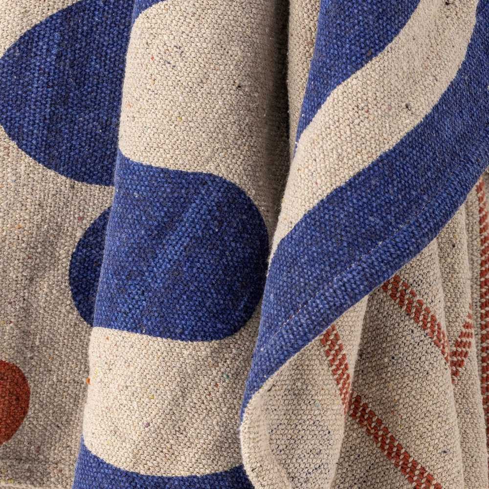 Wohndecke Bloomingville Decke EVIAYA Blau Creme Gemustert mit Quasten 160x130 cm, Bloomingville