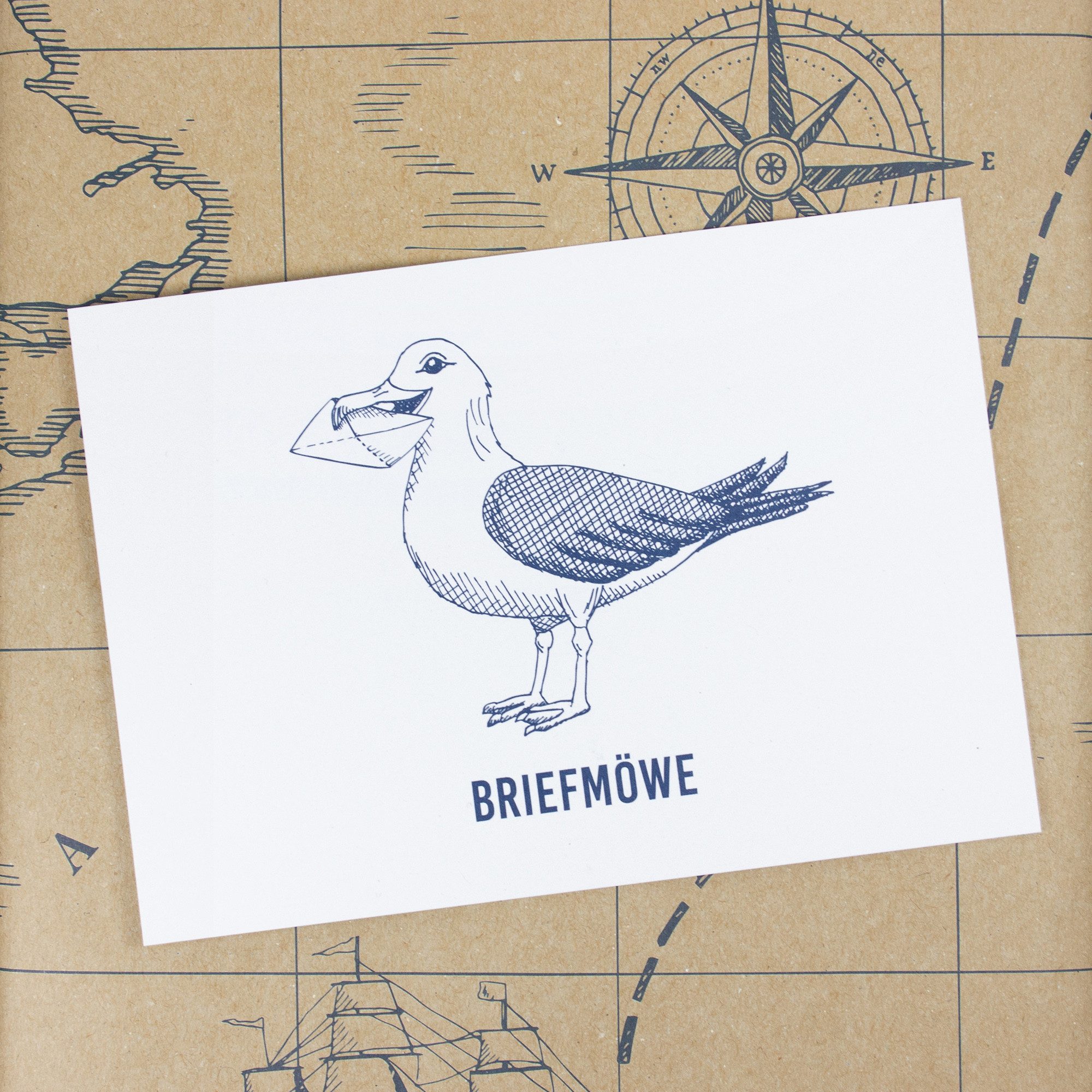Bow & Hummingbird Postkarte Maritime Postkarte "Briefmöwe" aus Recyclingpapier