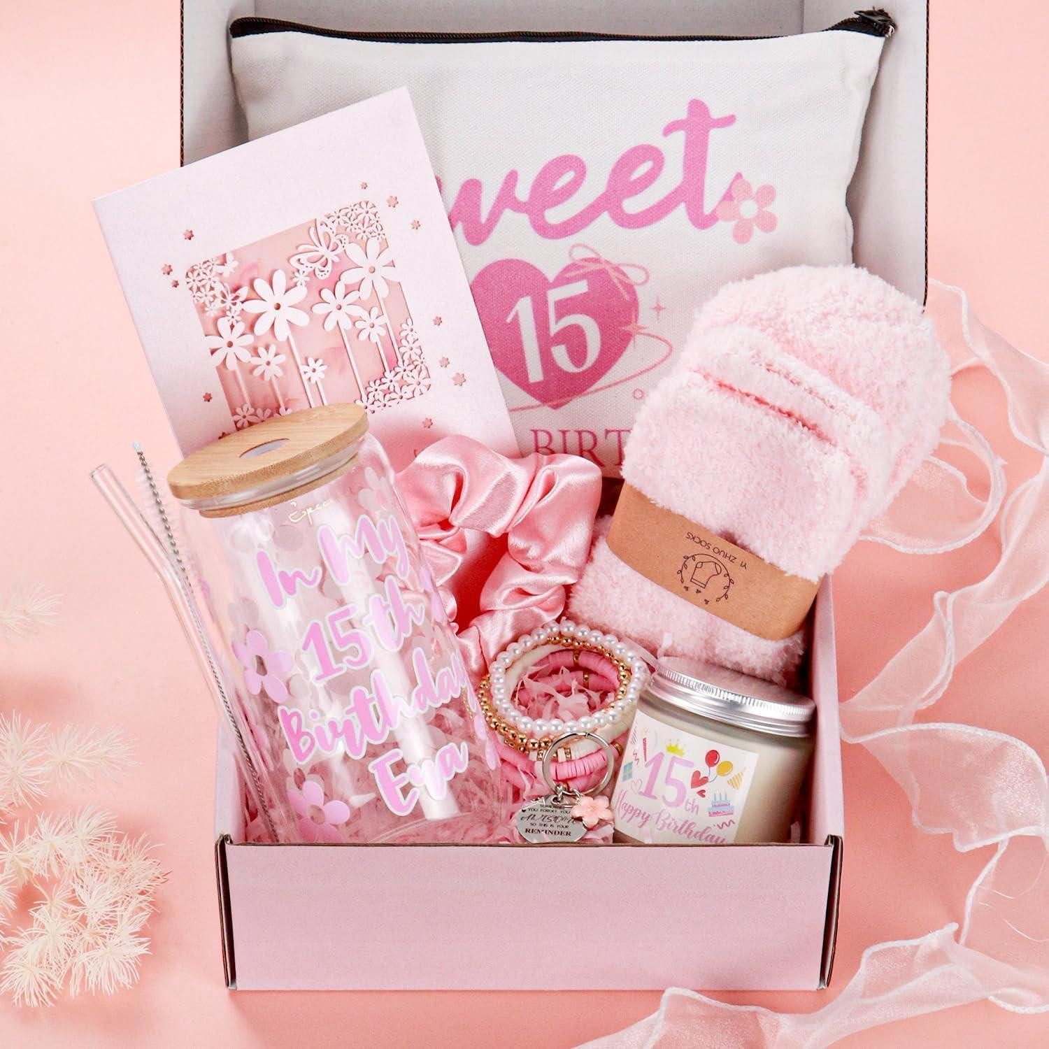 LuxusKollektion Geschenkbox Geschenkset Mädchen Geburtstag Glas Kerze Socken Armband (1 St), Geschenk Schachtel