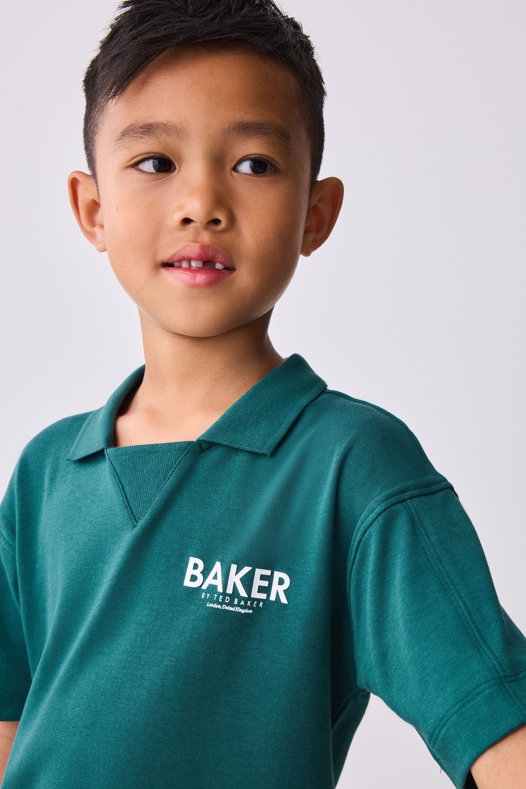 Baker by Ted Baker Shirt & Shorts Baker by Ted Baker Poloshirt und Shorts im Set (2-tlg)