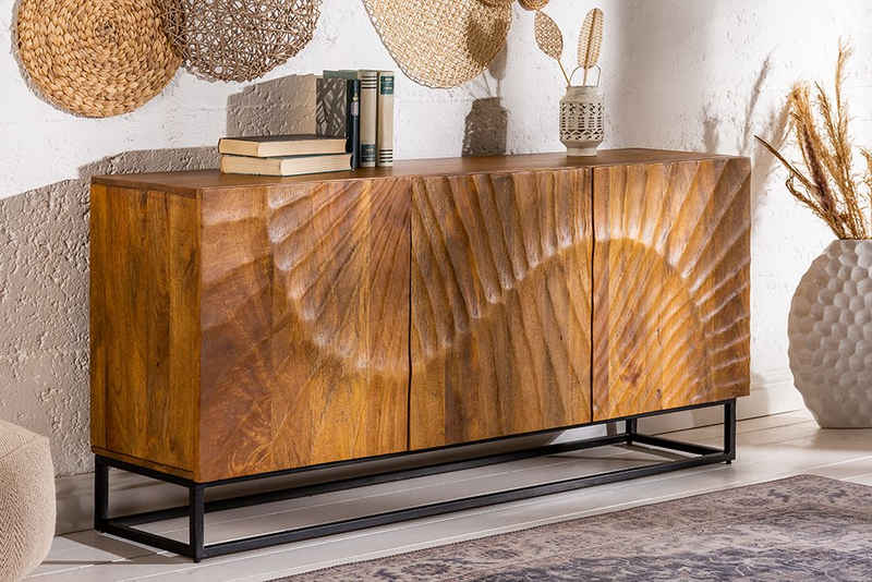 riess-ambiente Sideboard SCORPION 140cm braun, Massivholz · Metall · Kommode · 3D Schnitzereien · Wohnzimmer