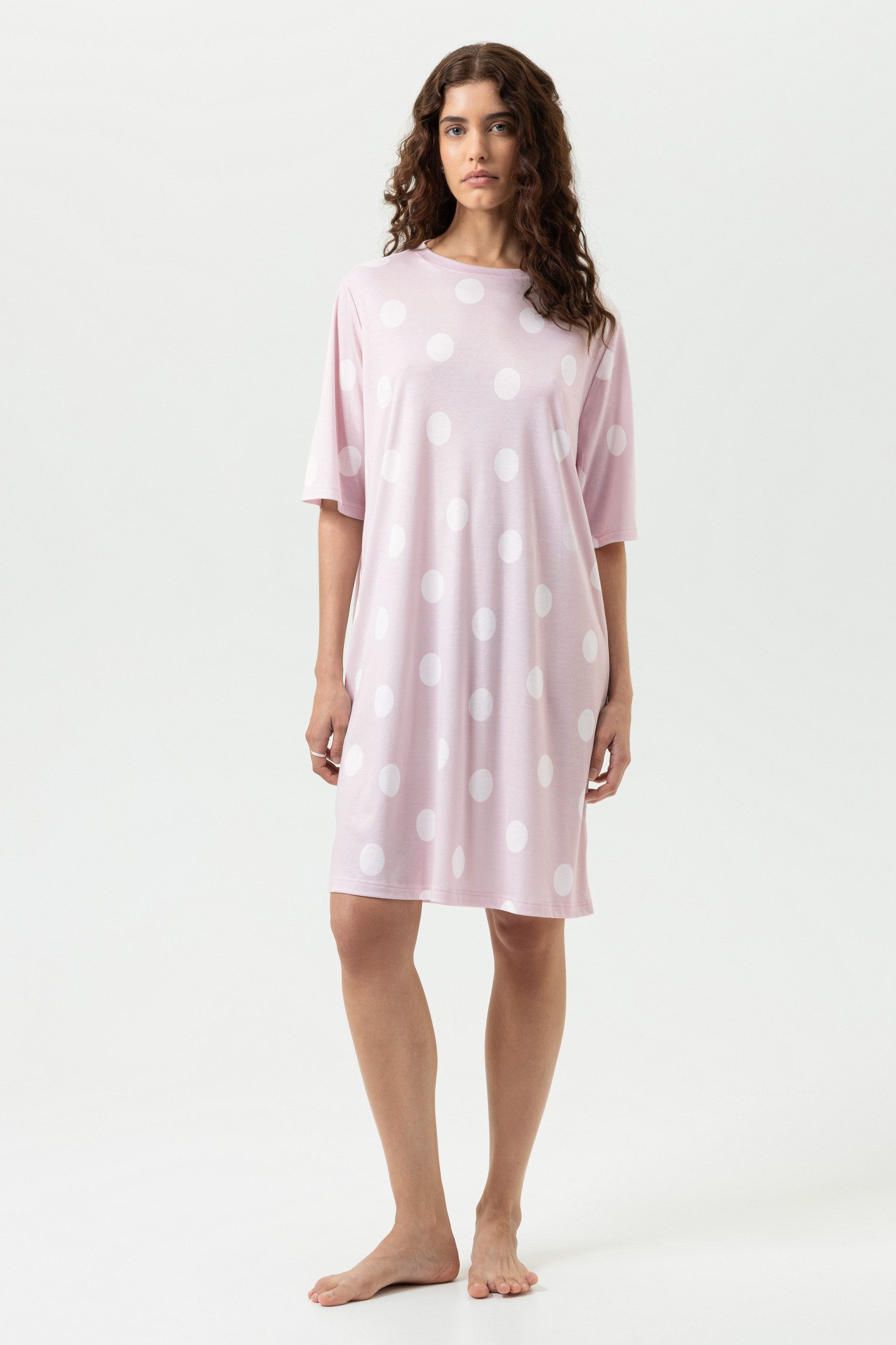 Mey Nachthemd Mey Damen Nachthemd kurzarm Serie Pretty Dots (1-tlg) Feminines Nachthemd, Gepunktet, Interlock, Baumwolle