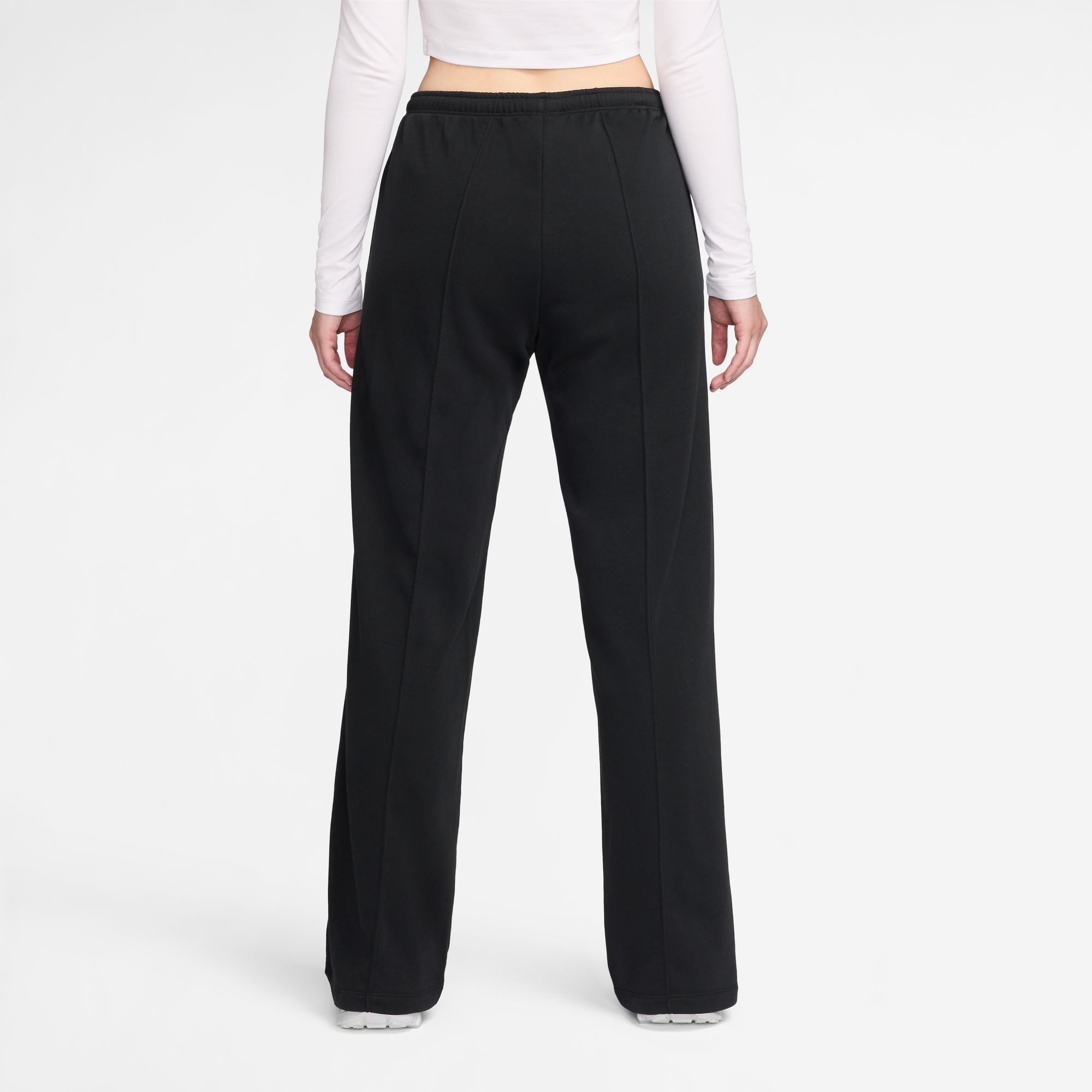 Nike Sportswear Sporthose W NSW OFFLN CHLL FT OH MR PANT aus Baumwolle und Polyester, mit elastischem Bund, lockerer Schnitt