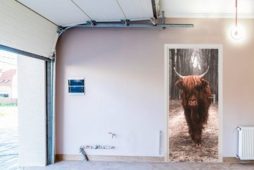 MuchoWow Türtapete Schottischer Hochländer - Wald - Kuh - Tiere - Natur, Matt, bedruckt, (1 St), Fototapete für Tür, Türaufkleber, 75x205 cm
