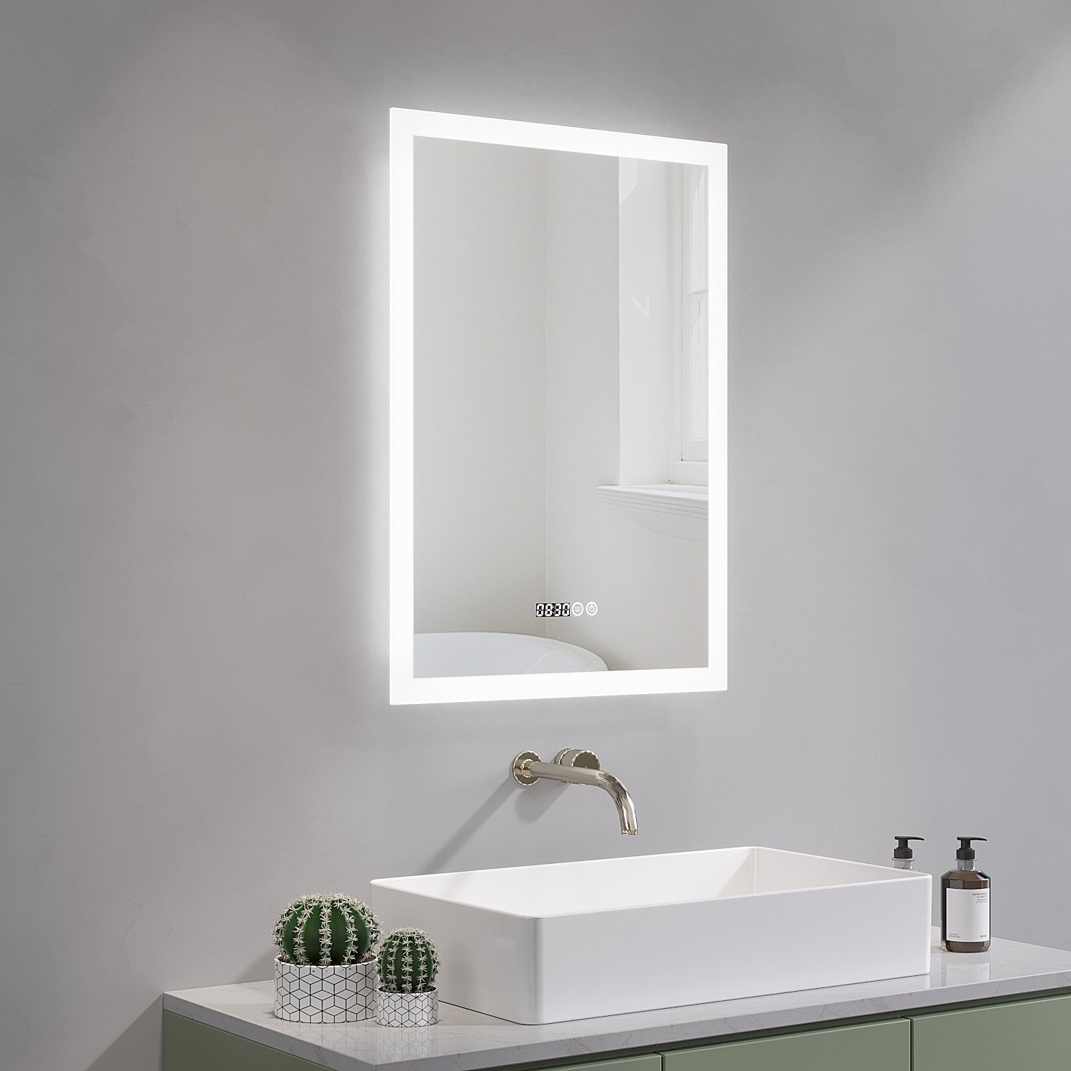 AQUALAVOS Badspiegel LED Wandspiegel 50x70cm mit 3 Lichtfarbe Dimmbar Live-Uhrzeit, Ideal für Badezimmer Schlafzimmer Wohnzimmer Ankleidezimmer Flur