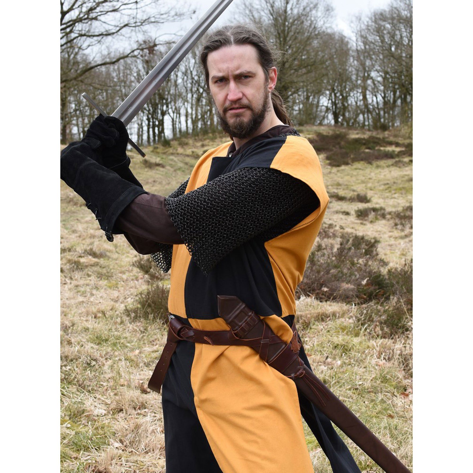 Battle Merchant Wikinger-Kostüm Mittelalter Waffenrock Eckhart aus Baumwolle, gelb/schwarz