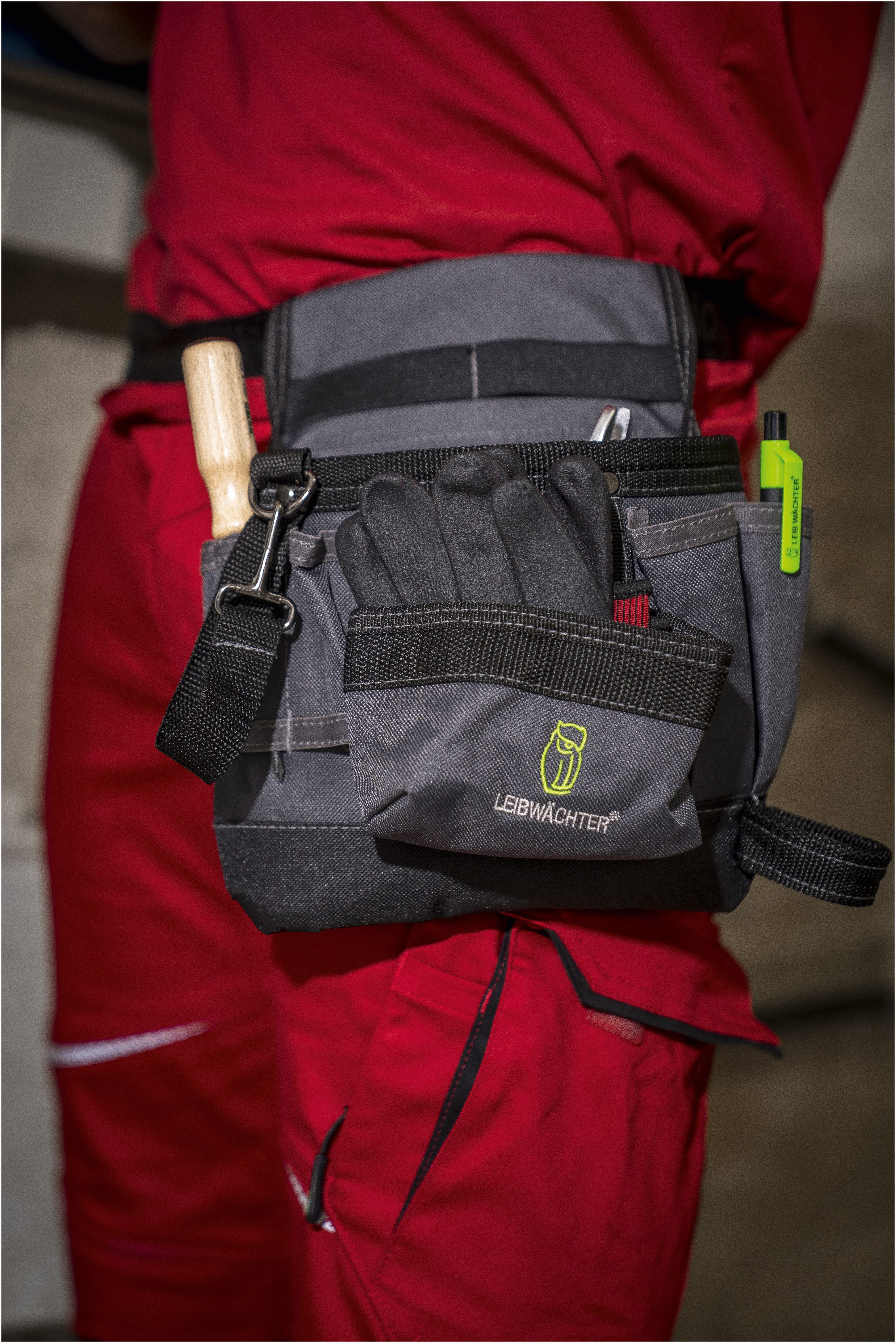 Leibwächter Werkzeugtasche Gürteltasche mit Hammerhalter, Nagelfach, Karabinerband uvm. (1-tlg), extrem strapazierfähiges, reißfestes Polyester universal – Bild 4 von 5
