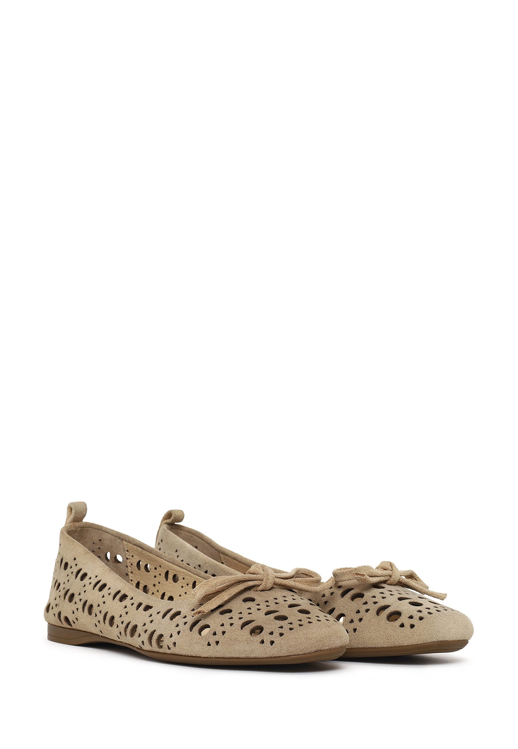 Derimod Ballerinas aus Veloursleder Ballerina Echtes Leder, Lasergeschnittenes Design, Slip-on-Stil, Lederfutter