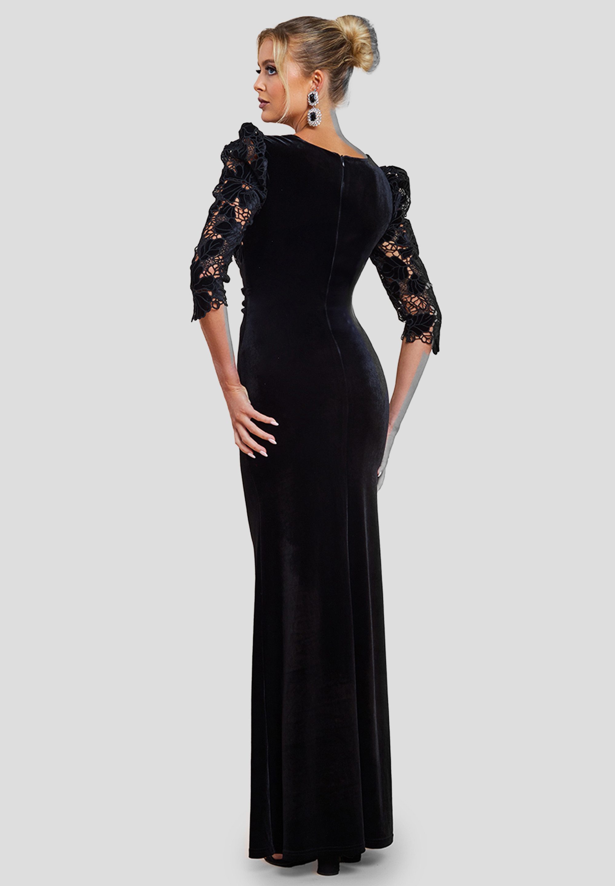 Goddiva Maxikleid Scalloped Velvet Crochet Maxi Dress langes Kleid