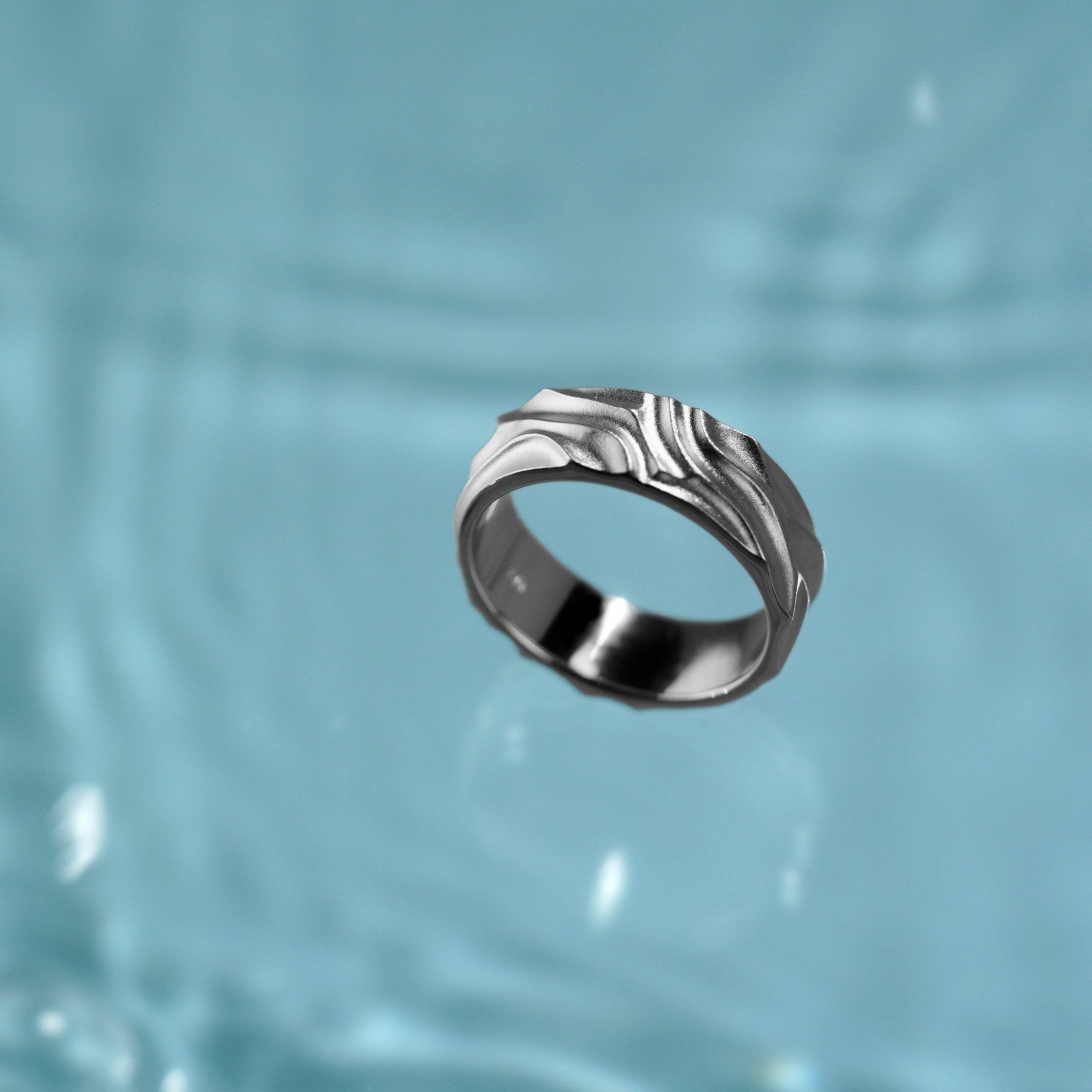 Sternvoll Fingerring Gehämmert Breiter Bandring aus 925 Sterling Silber