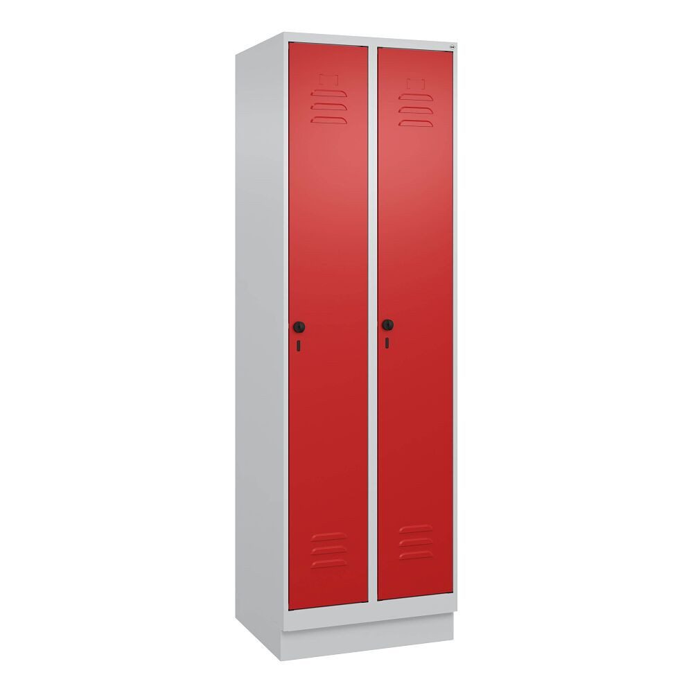 C+P Garderobenschrank Garderobenschrank Classic Plus, Abteilbreite 30 cm, mit Sockel Sockel verzinkt, erhöhter Korrosionsschutz