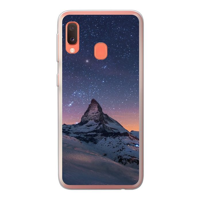 MuchoWow Handyhülle Nacht über der Landschaft im Winter des Schweizer Matterhorns Handyhülle Samsung Galaxy A20e Smartphone-Bumper Print Handy