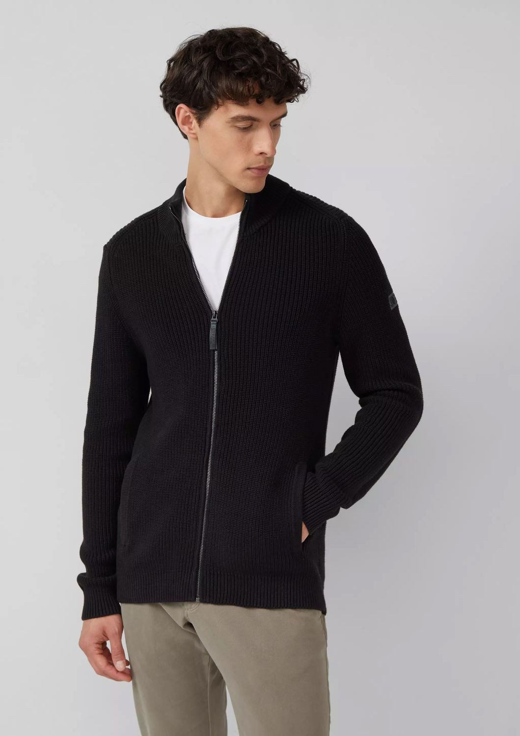 s.Oliver Strickjacke Basic (1-tlg) mit Eingrifftaschen und Reißverschluss günstig online kaufen