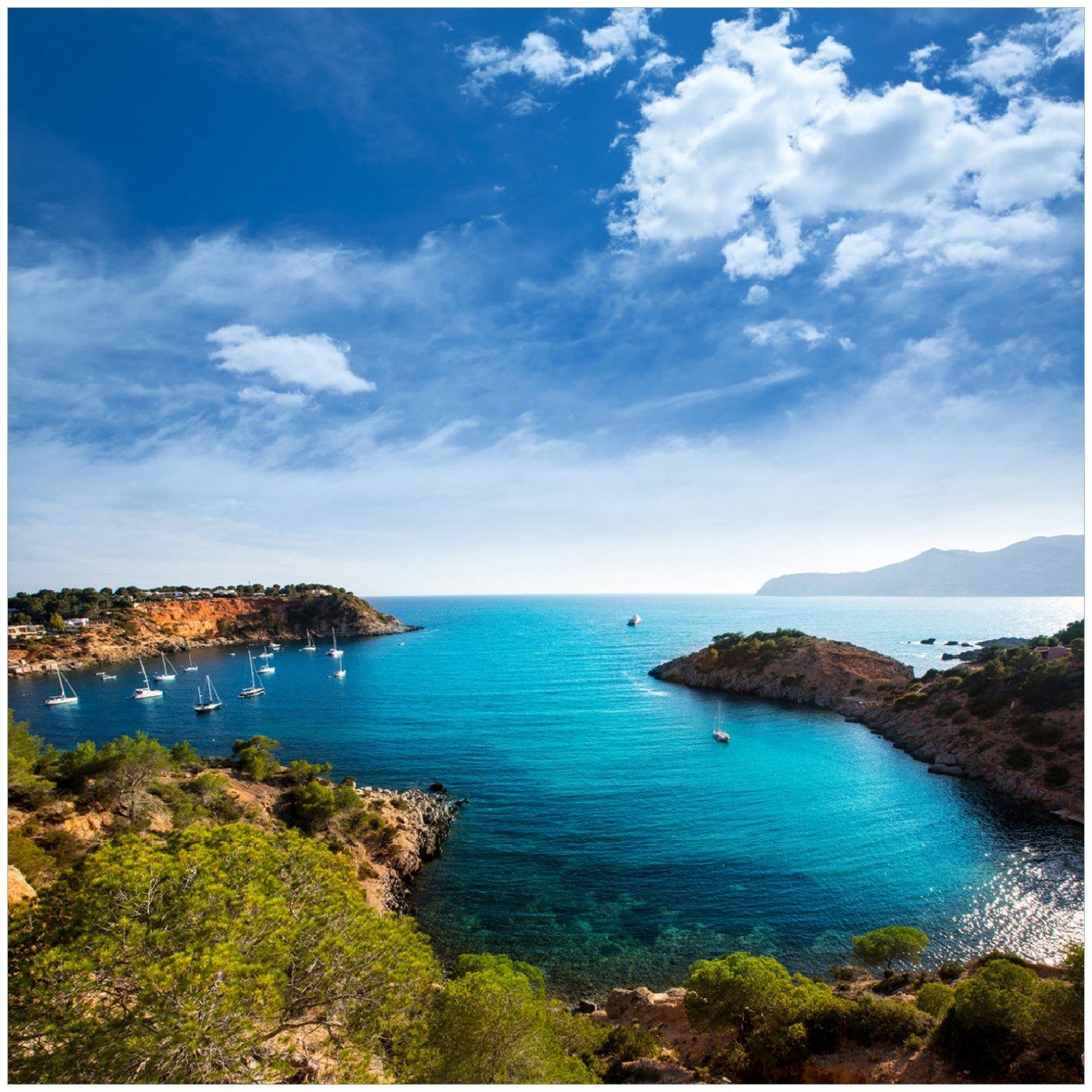 Wallario Memoboard Ibiza - Blick von einer Bucht aufs Meer