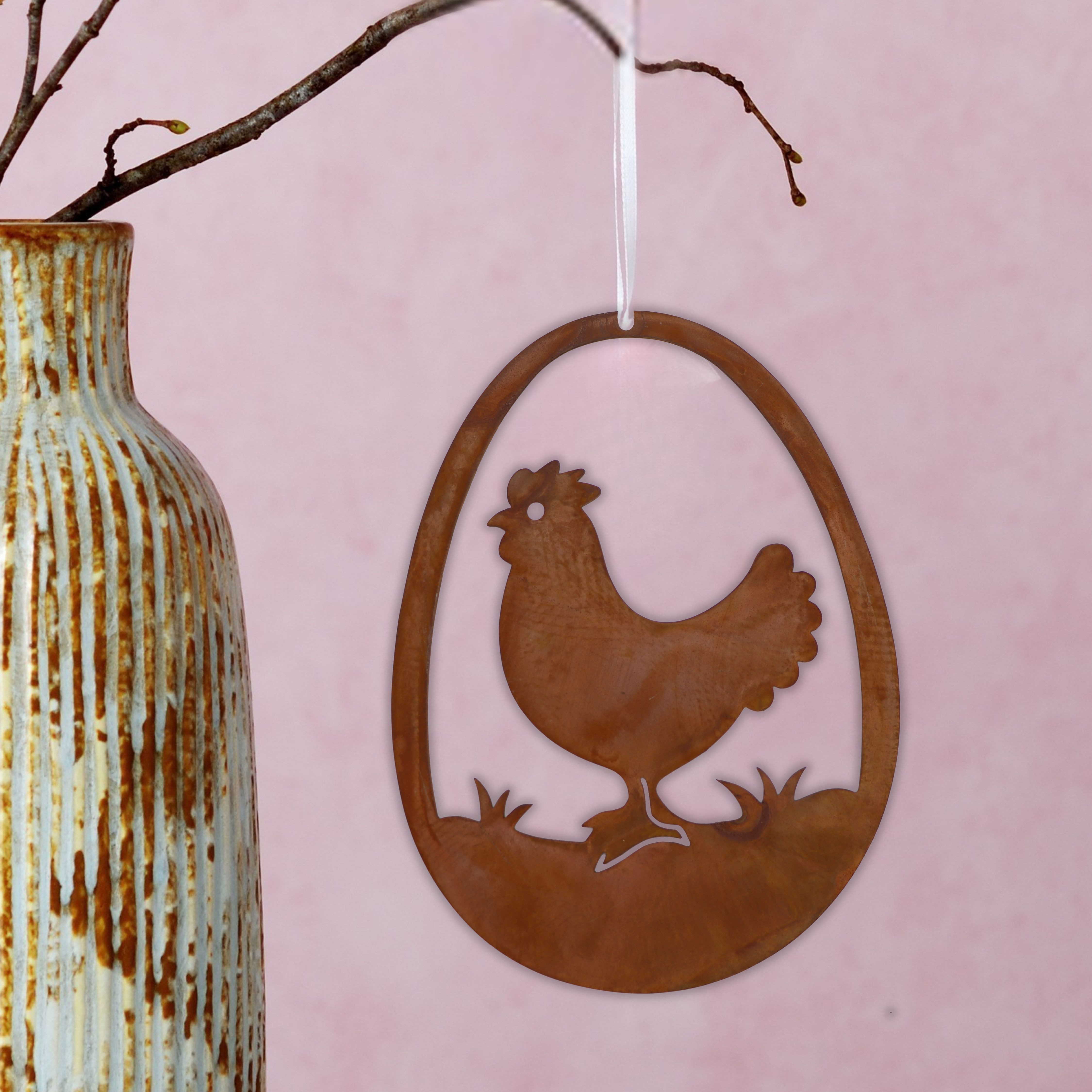 Rostikal Hängedekoration Huhn im Osterei Metall Deko Figur Osterdeko (1 St), echter Rost