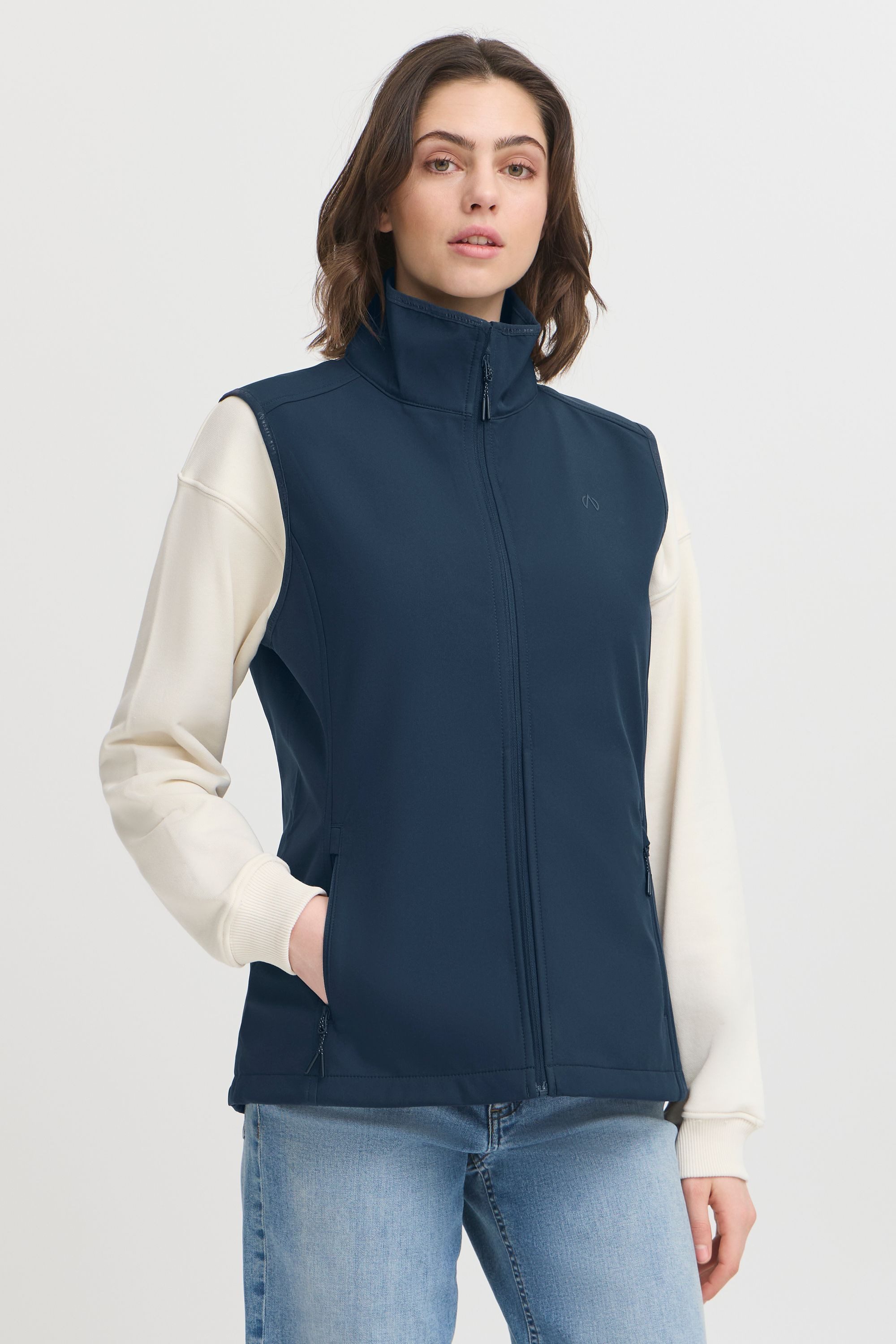 North Bend Softshellweste NBLany W Softshell W-PRO 8000 Sportliche Softshel günstig online kaufen