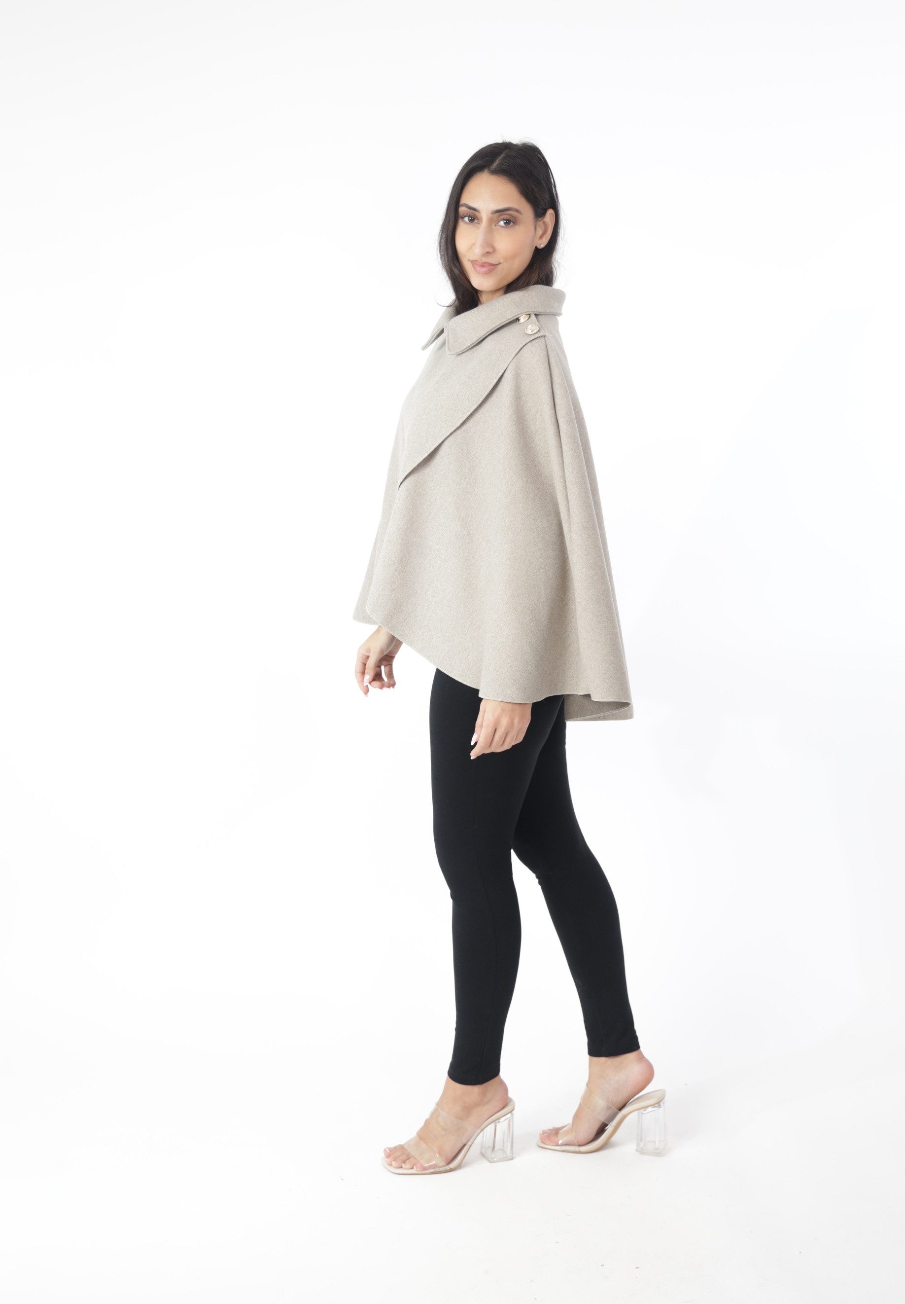 Elara Poncho Jacke günstig online kaufen