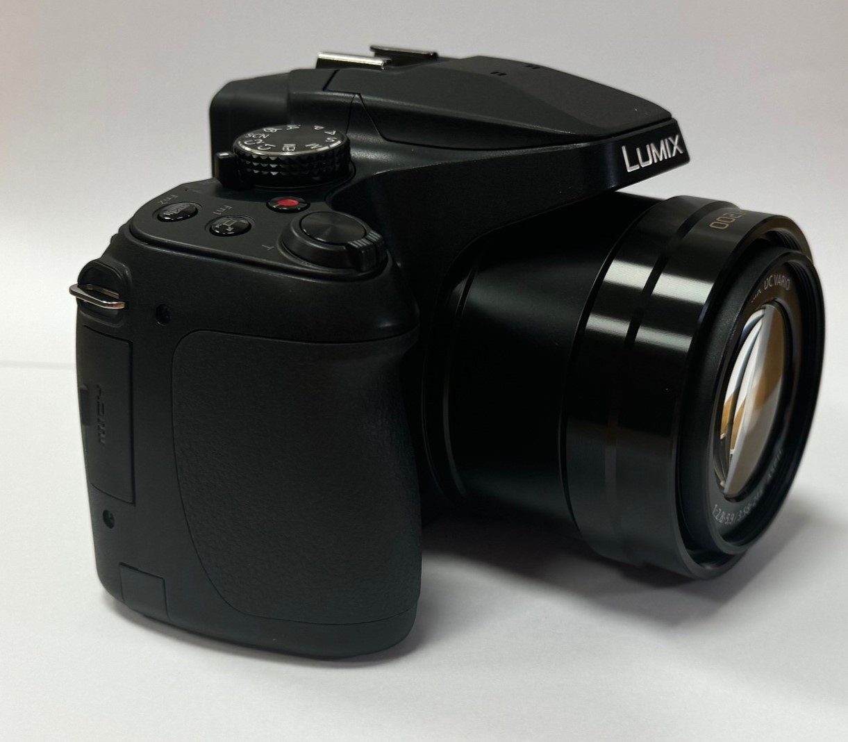 Panasonic DC-FZ82D schwarz Digitalkamera Systemkamera