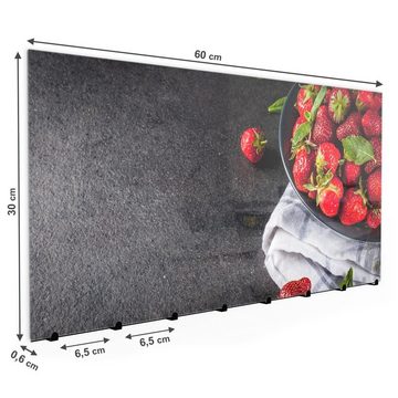 Primedeco Garderobenpaneel Magnetwand und Memoboard aus Glas Frische reife Erdbeeren