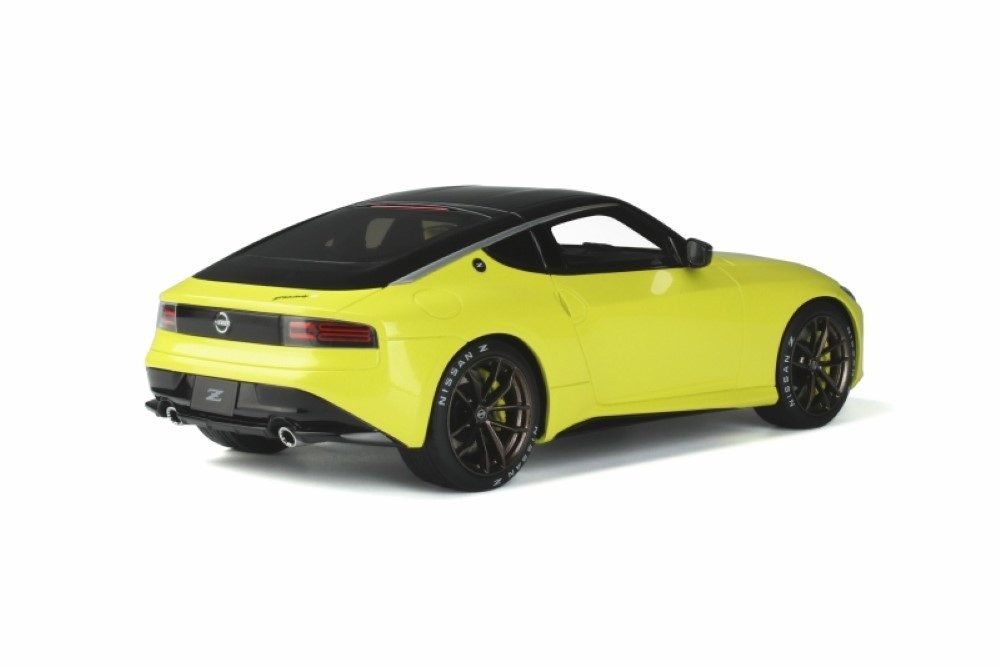 GT Spirit Modellauto Nissan Z Proto 2021 gelb, Maßstab 1:18