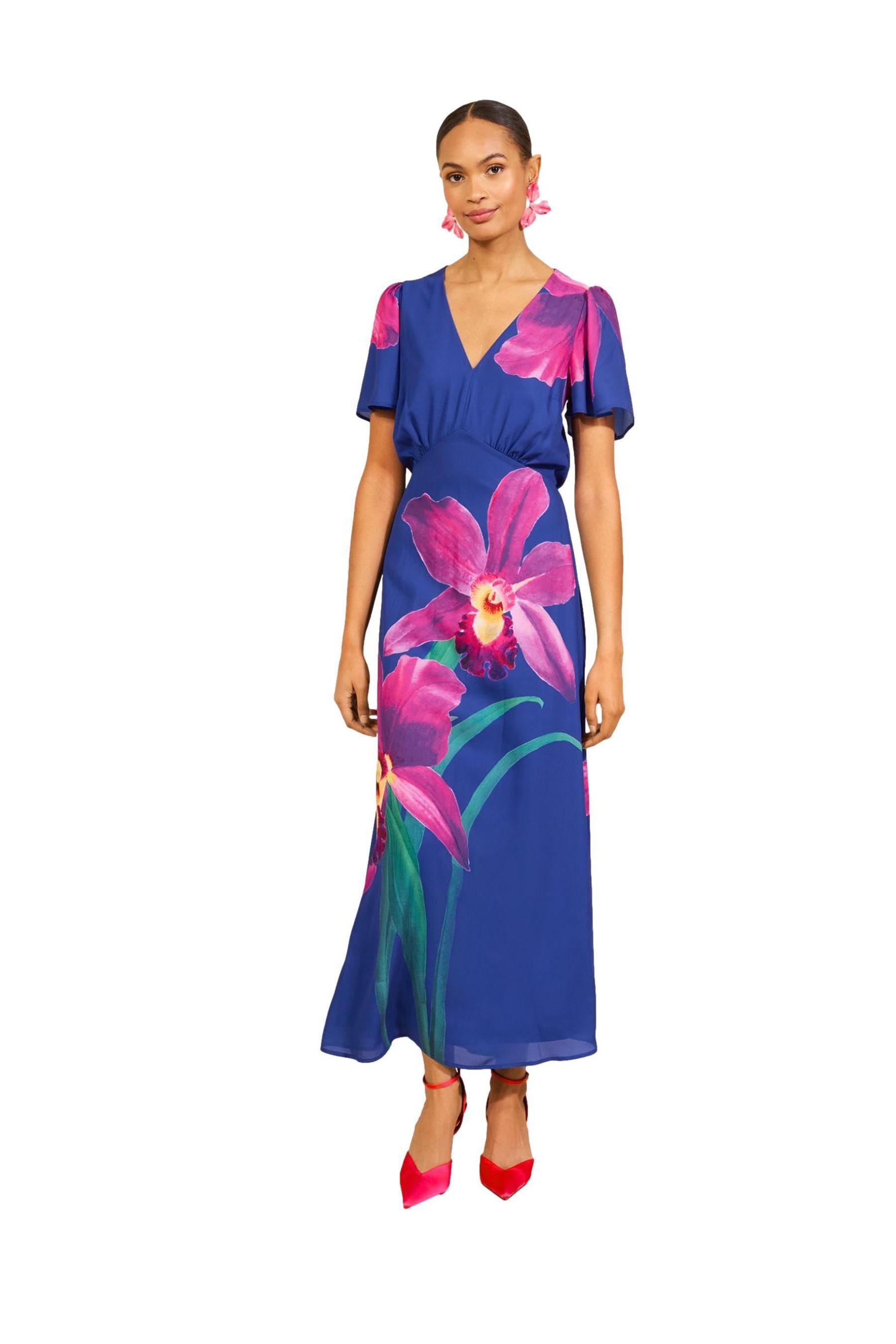 Love & Roses Midikleid Love & Roses Satin-Midikleid mit Flatterärmeln (1-tlg)