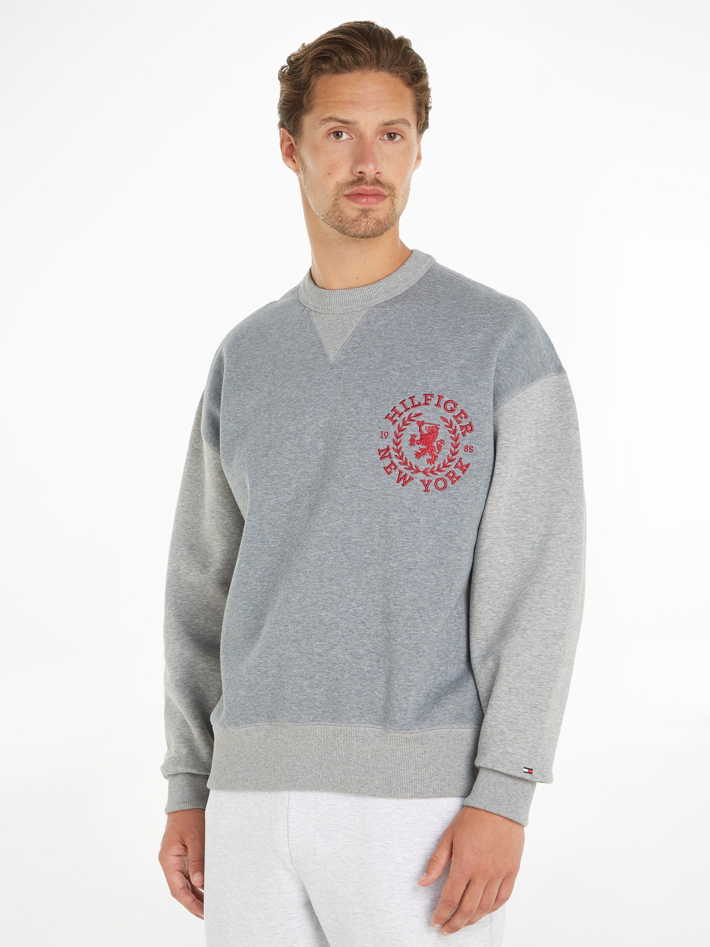 Tommy Hilfiger Sweatshirt SMALL CREST CREWNECK günstig online kaufen