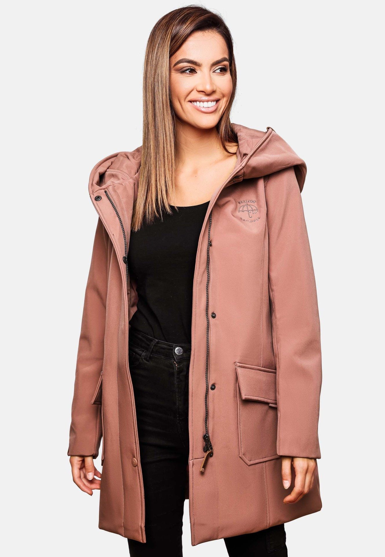 Marikoo Softshelljacke Softshelljacke Mayleen – Damen Übergangsjacke mit Kapuze und Taillierter Schnitt, hoher Tragekomfort und stilvolle Details
