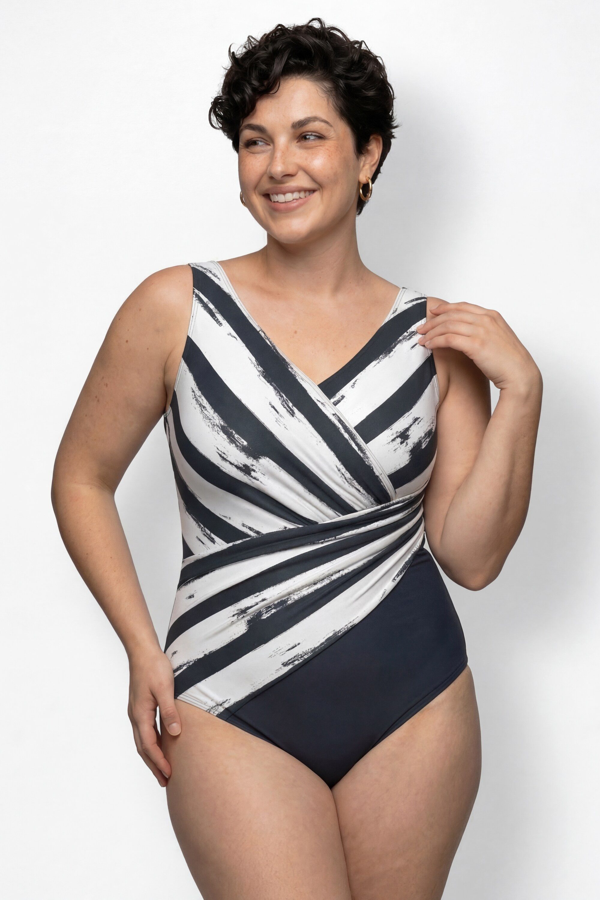 Ulla Popken Badeanzug Badeanzug Streifen Softcups Drapierung recycelt