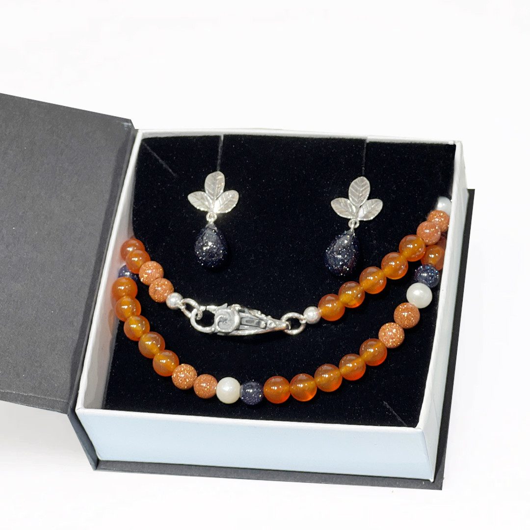 Trollbeads Schmuckset Verbundenheit Geschenkset Blauer Goldstein Collier und Ohrstecker