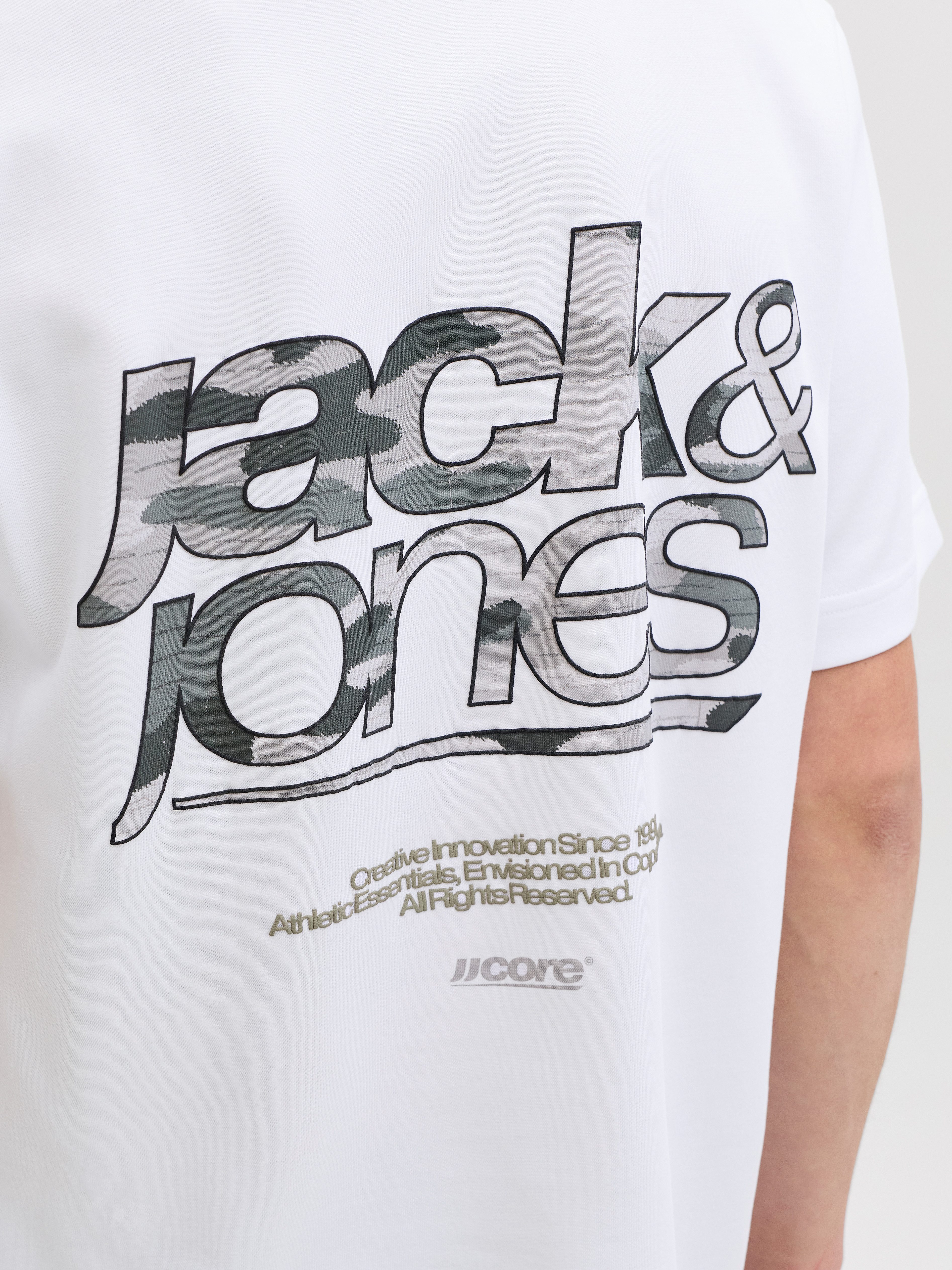 Jack & Jones T-Shirt JCOBREEZE BACK PRINT TEE SS CREW EA26