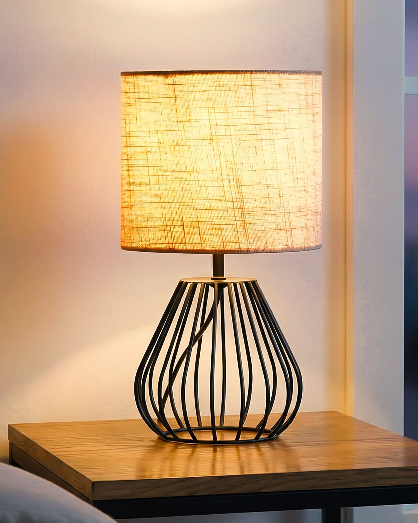 EDISHINE Nachttischlampe Dekolampe H29 cm mit Metallfuß, LED wechselbar, 2700 K Warmweiß, Vintage Tischleuchte mit E14 Leuchtmittel